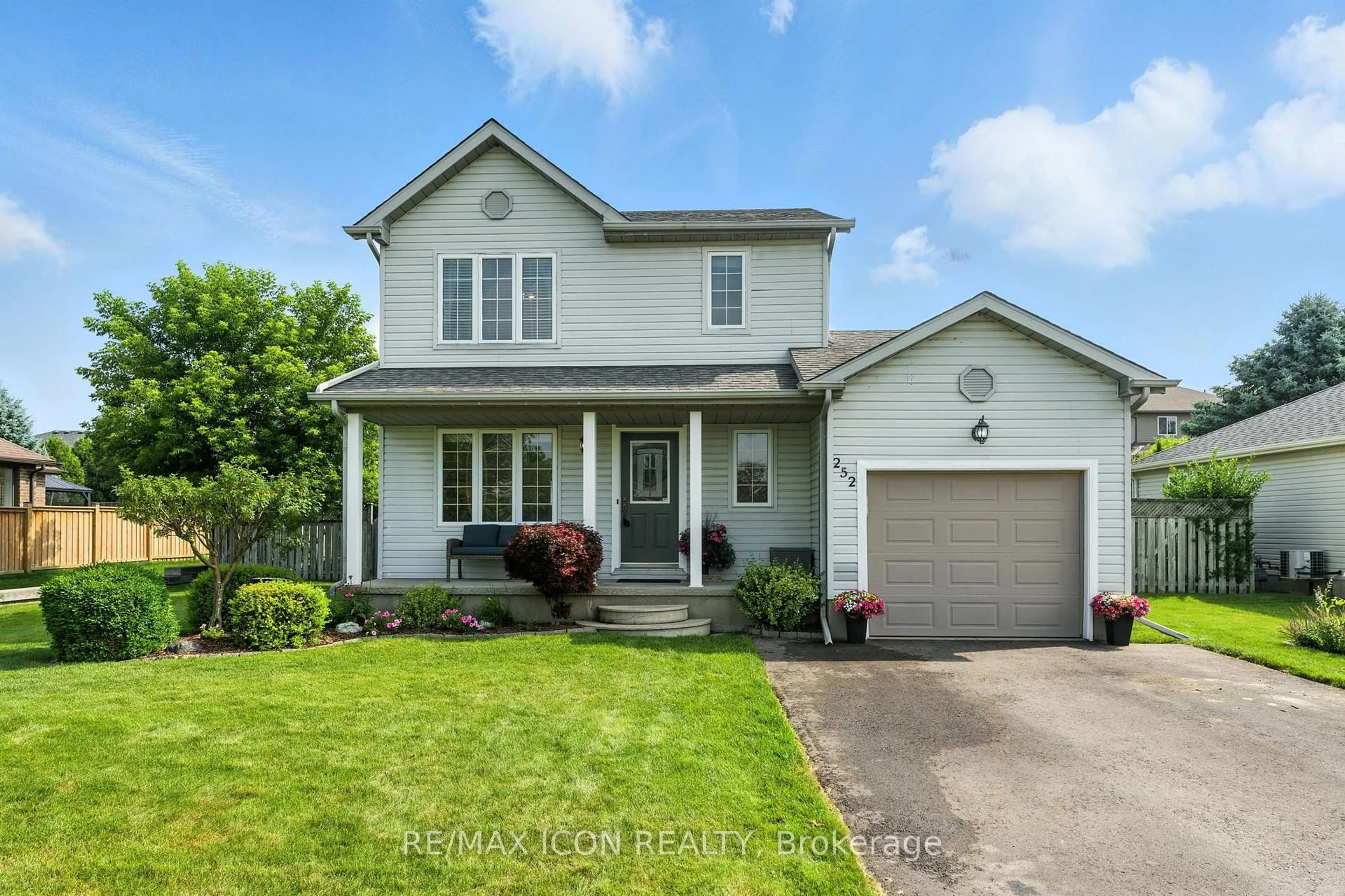 Home with vinyl exterior material, street for 252 Fennel St, Blandford-Blenheim Ontario N0J 1S0