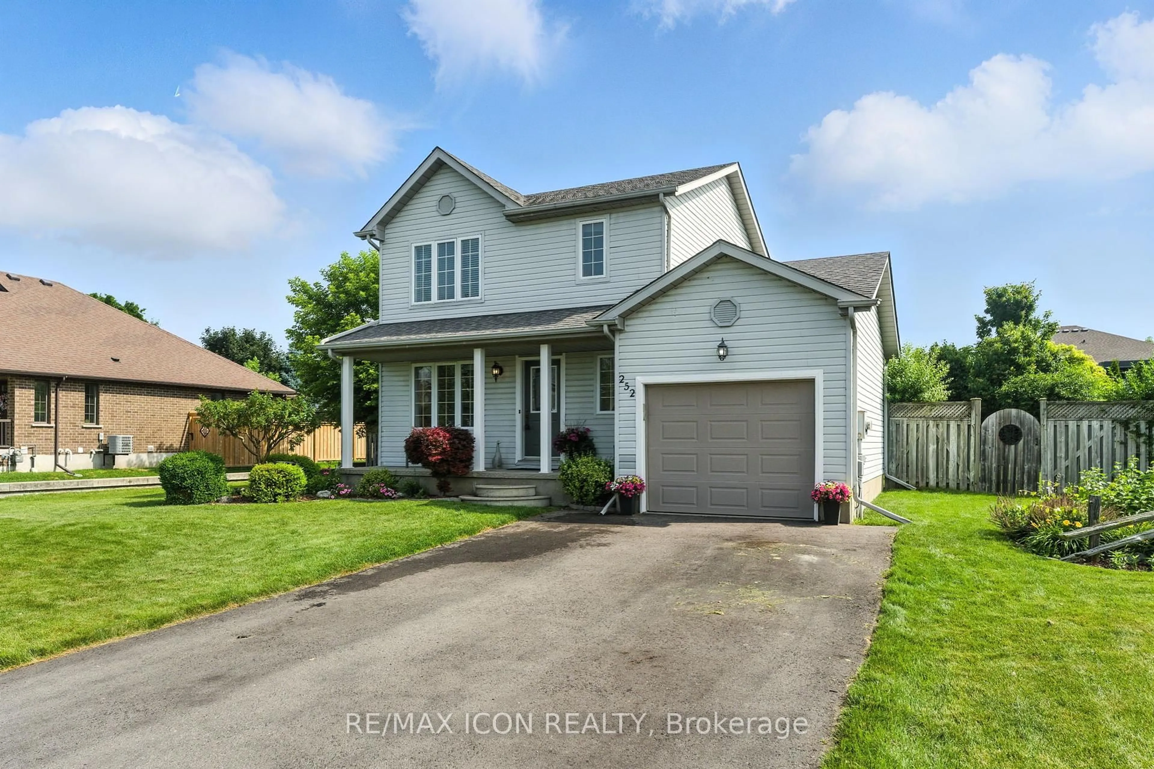 Home with vinyl exterior material, street for 252 Fennel St, Blandford-Blenheim Ontario N0J 1S0
