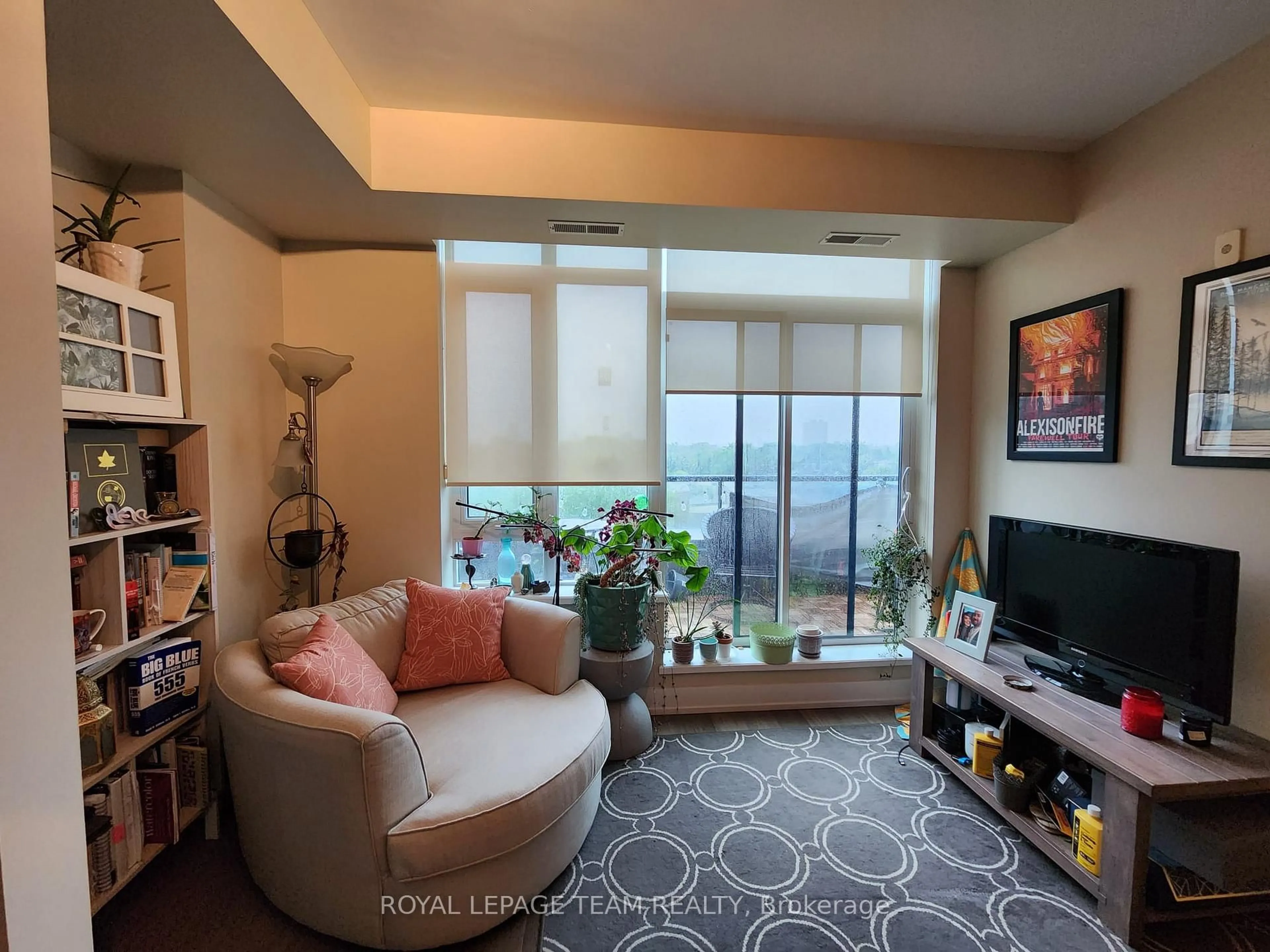 Living room with furniture, unknown for 360 Patricia Ave #717, Ottawa Ontario K1Z 0A8