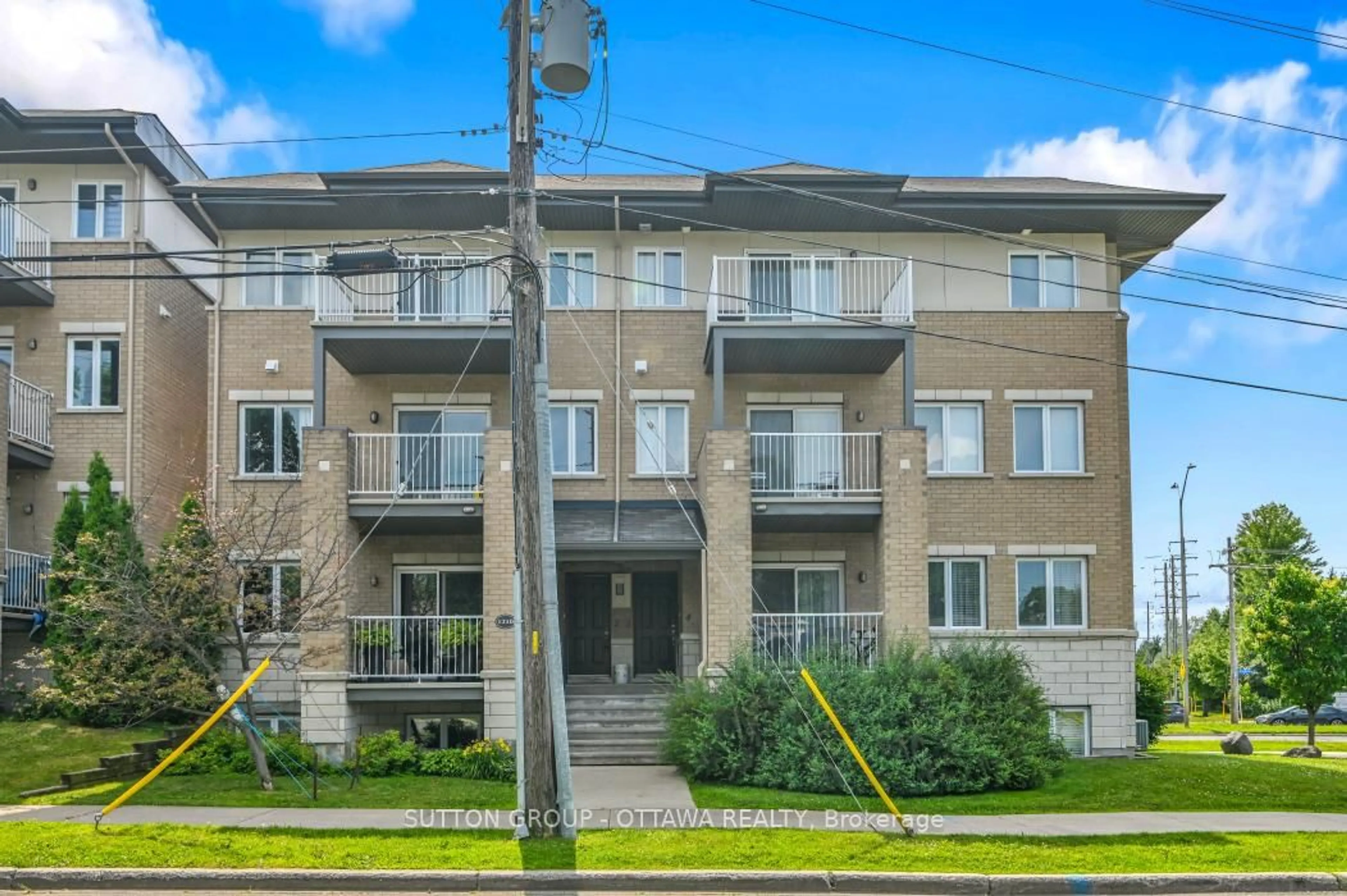 Unknown for 1210 Mcwatters Rd #4, Ottawa Ontario K2C 3Y2