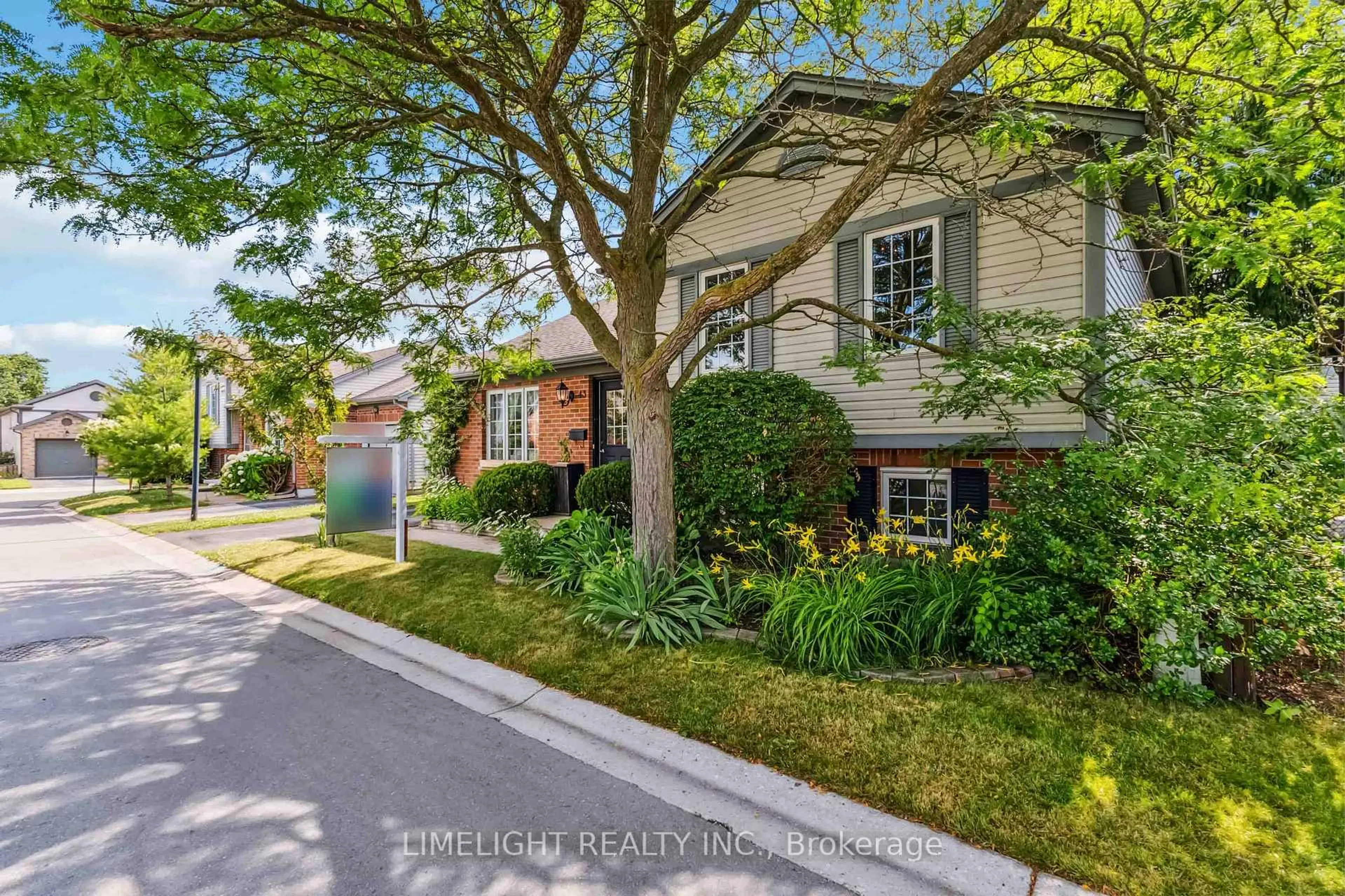 Home with brick exterior material, street for 335 Lighthouse Rd #43, London South Ontario N6M 1J8