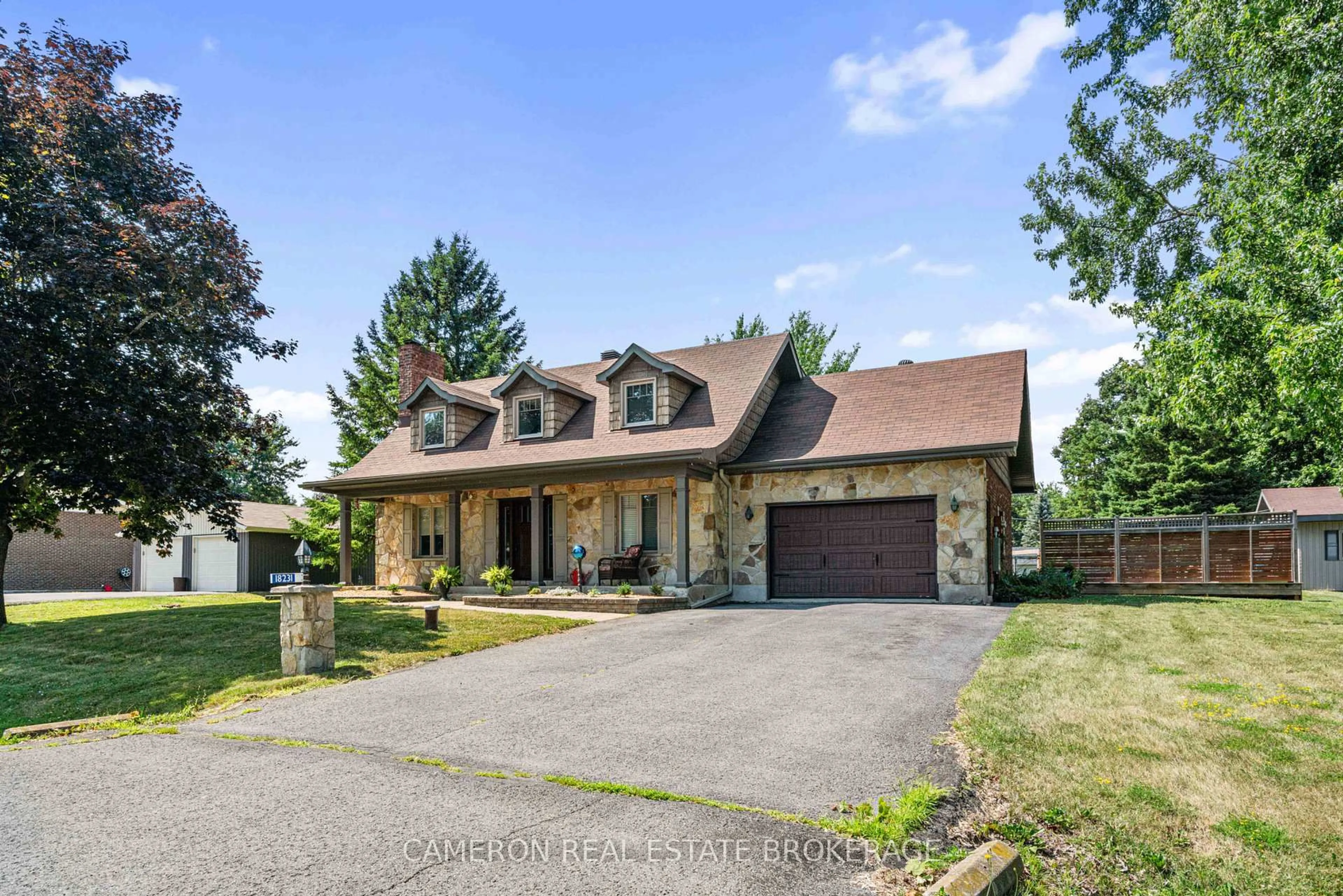Home with brick exterior material, street for 18231 Oak Dr, South Glengarry Ontario K0C 2J0