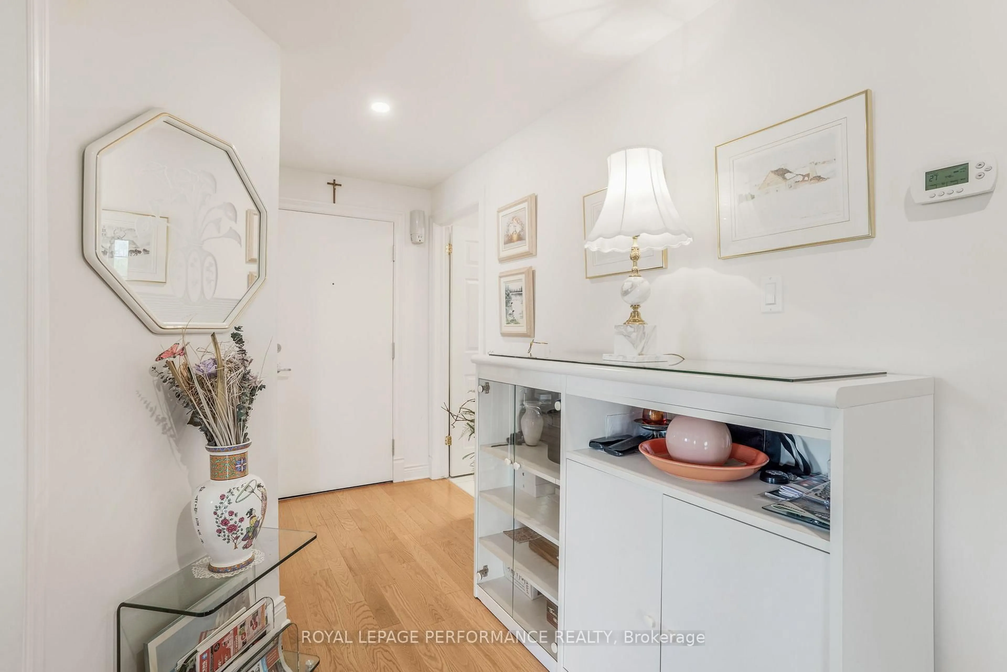 Indoor entryway for 1404 Clement St #133, Hawkesbury Ontario K6A 3V6