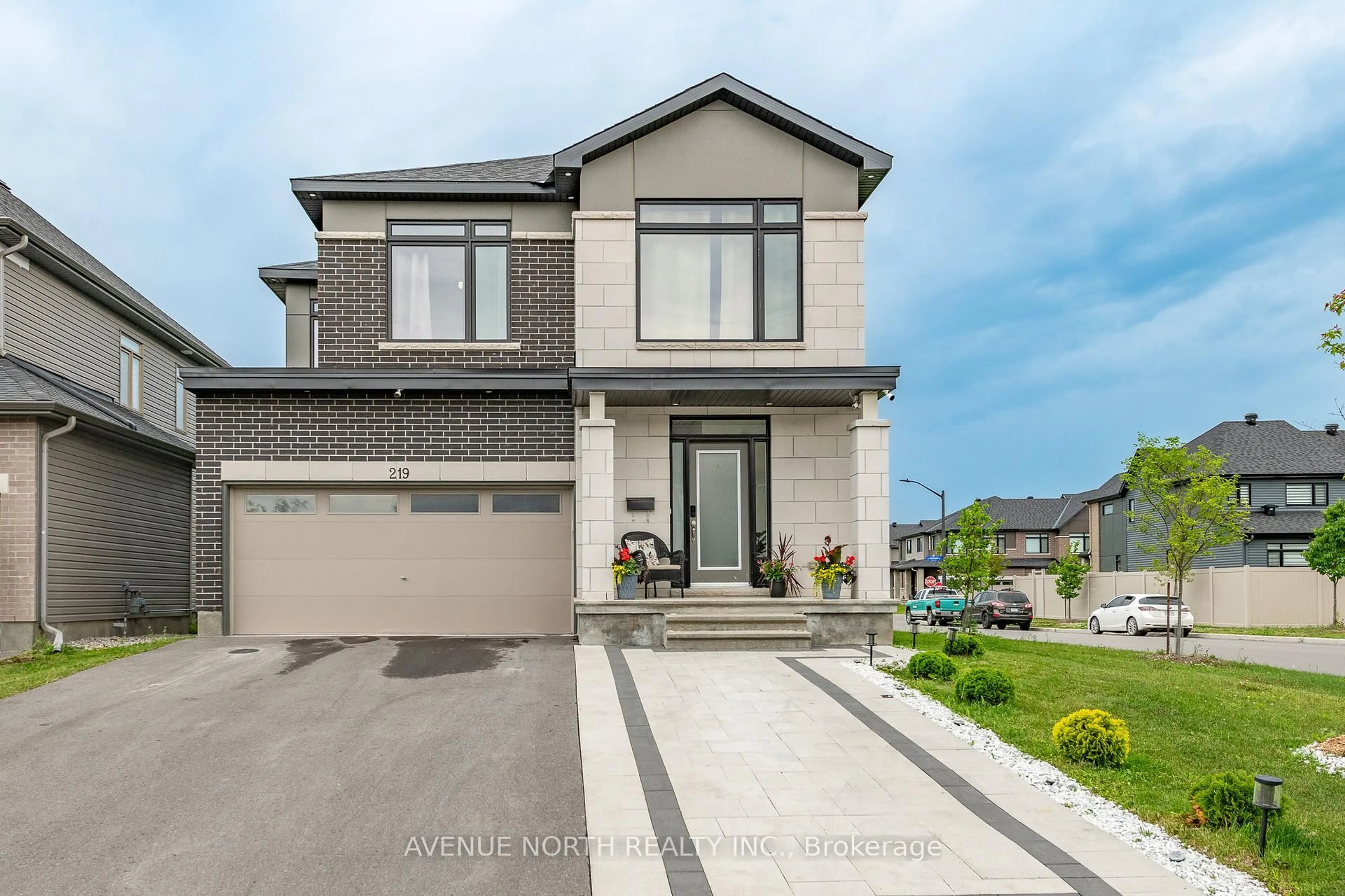 Unknown for 219 Zinnia Way, Ottawa Ontario K4M 0K8
