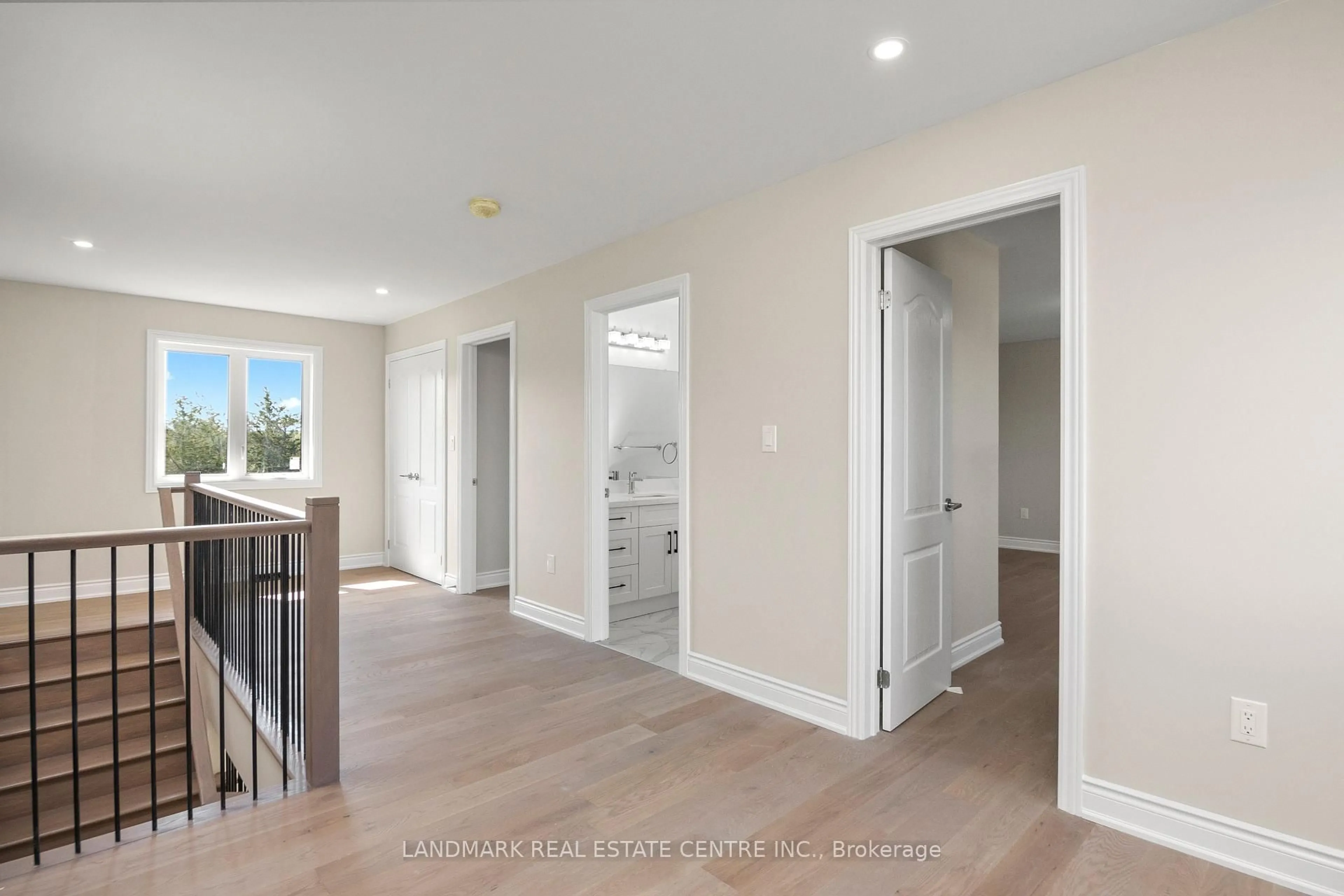 Indoor entryway for 3268 County Rd 9, Napanee Ontario K7R 3K8