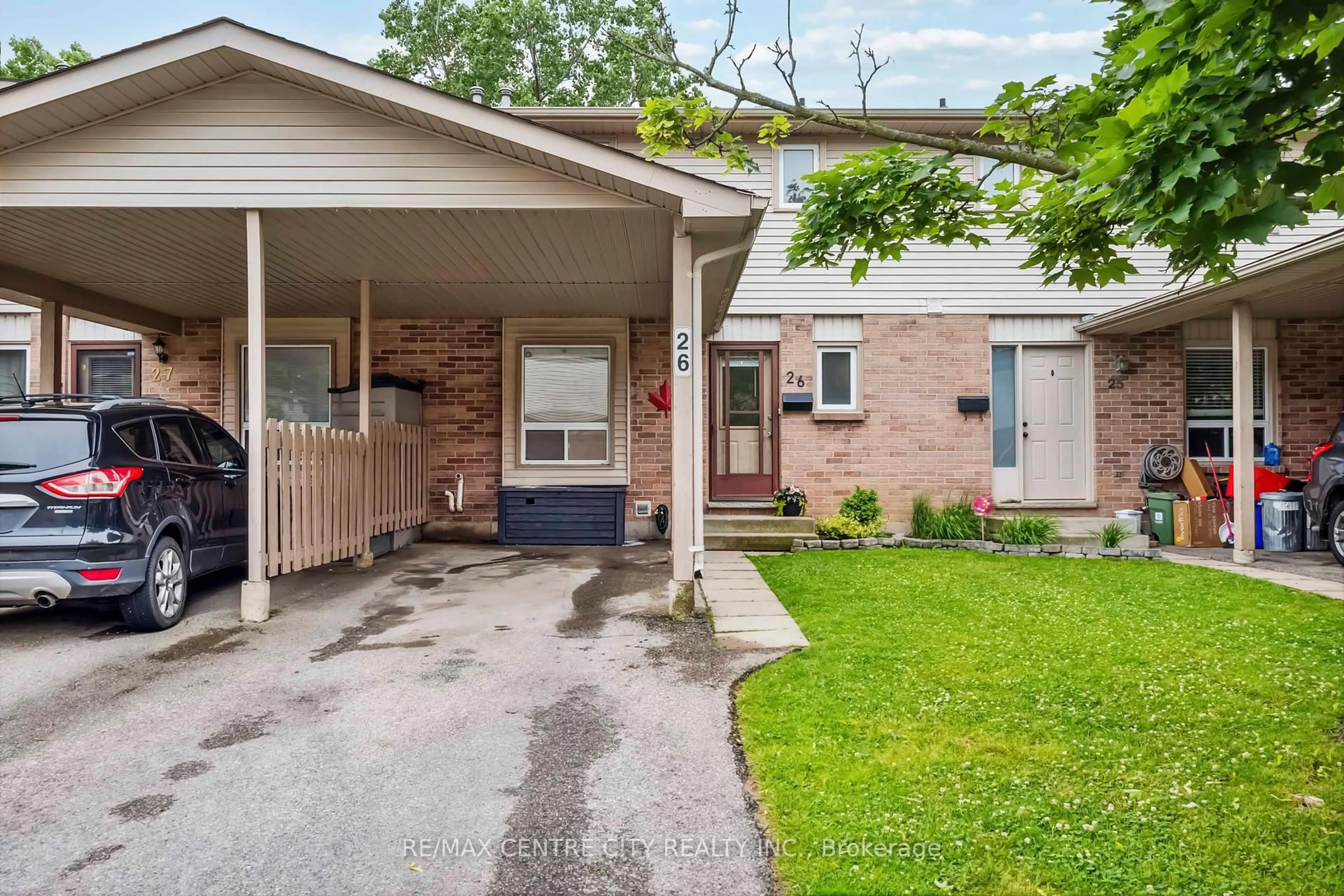 Unknown for 720 Deveron Cres #26, London South Ontario N5Z 4W6