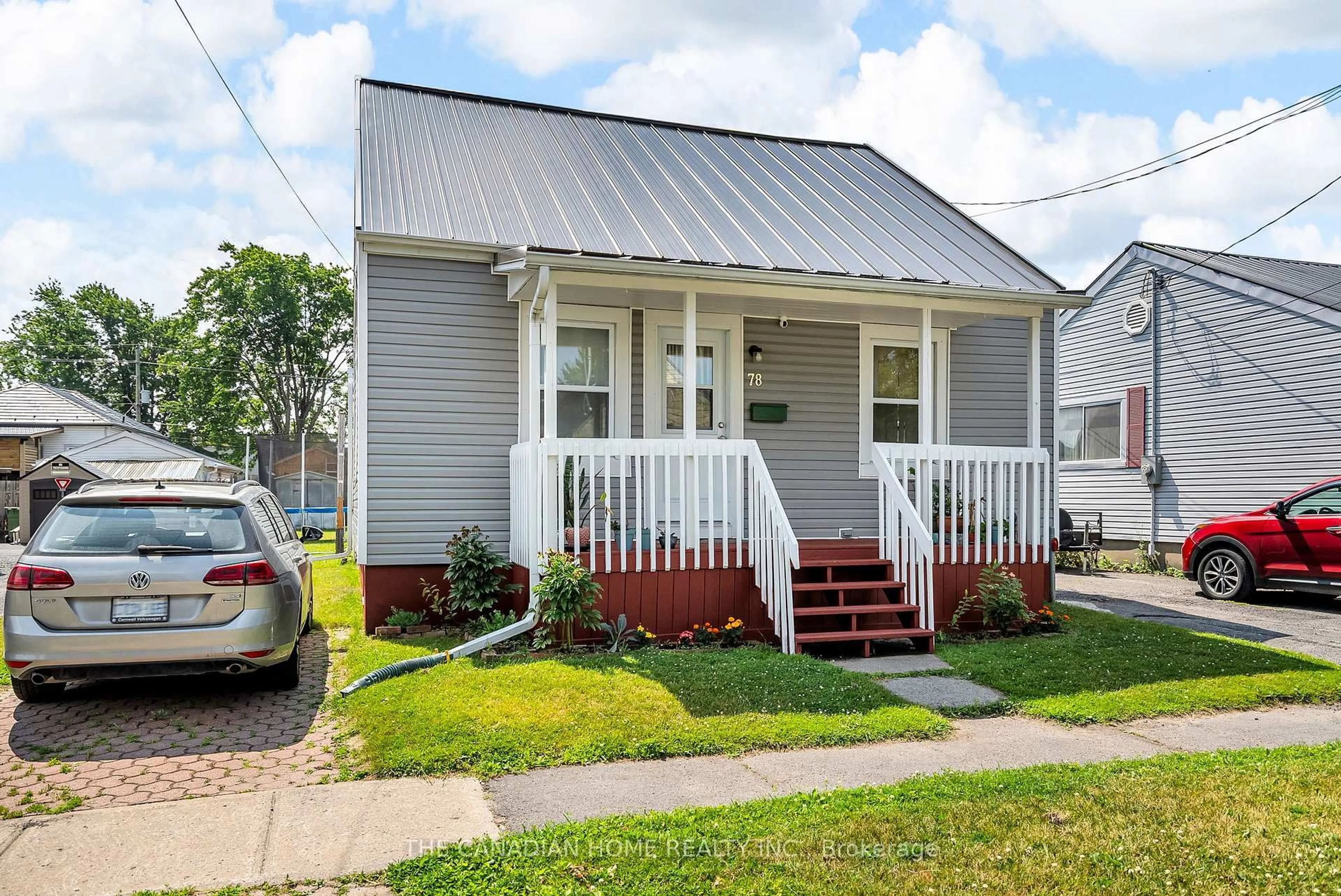 Home with vinyl exterior material, street for 78 VIMY Ave, Cornwall Ontario K6H 3B7