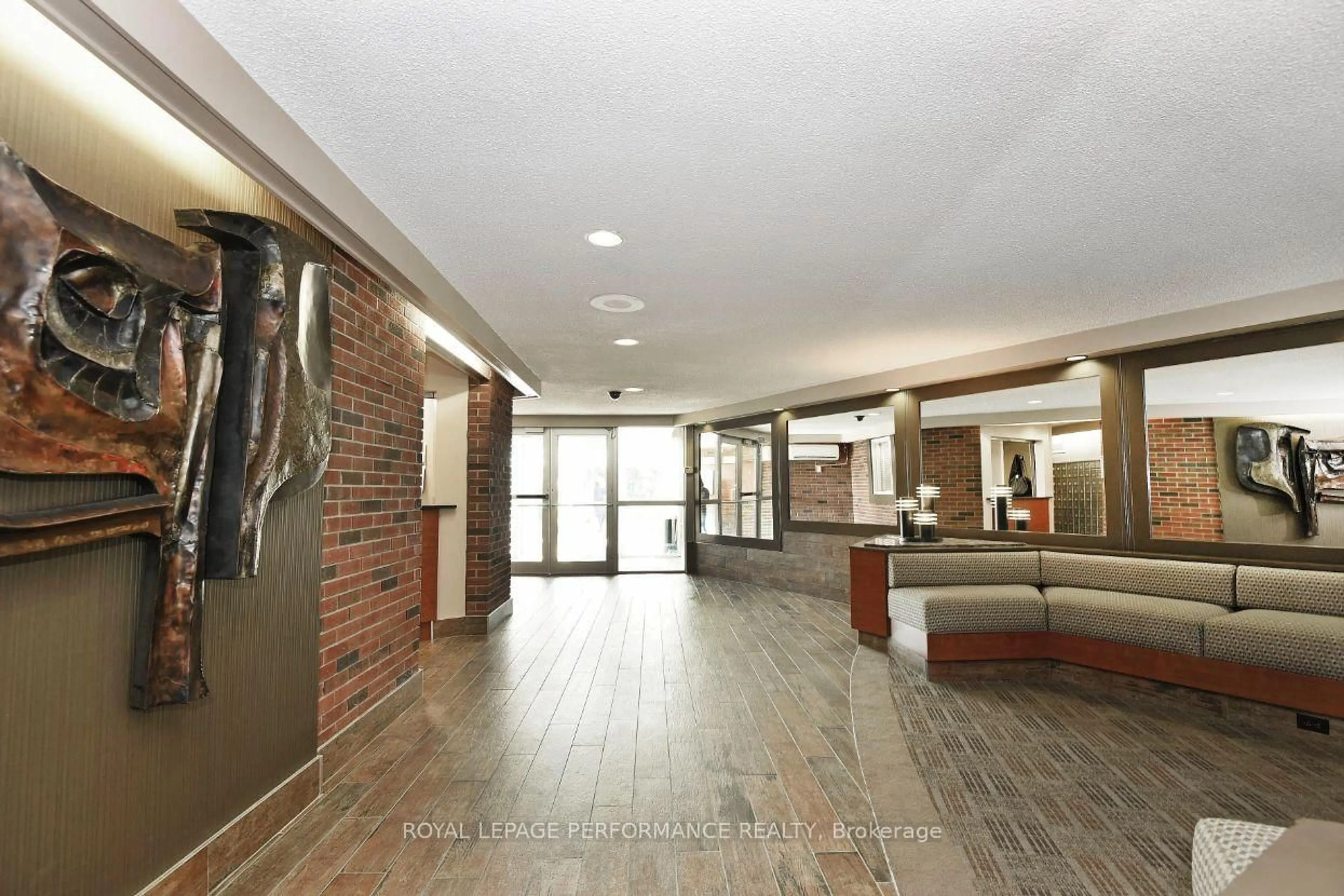 Unknown for 20 Chesterton Dr #1113, Ottawa Ontario K2E 6Z7