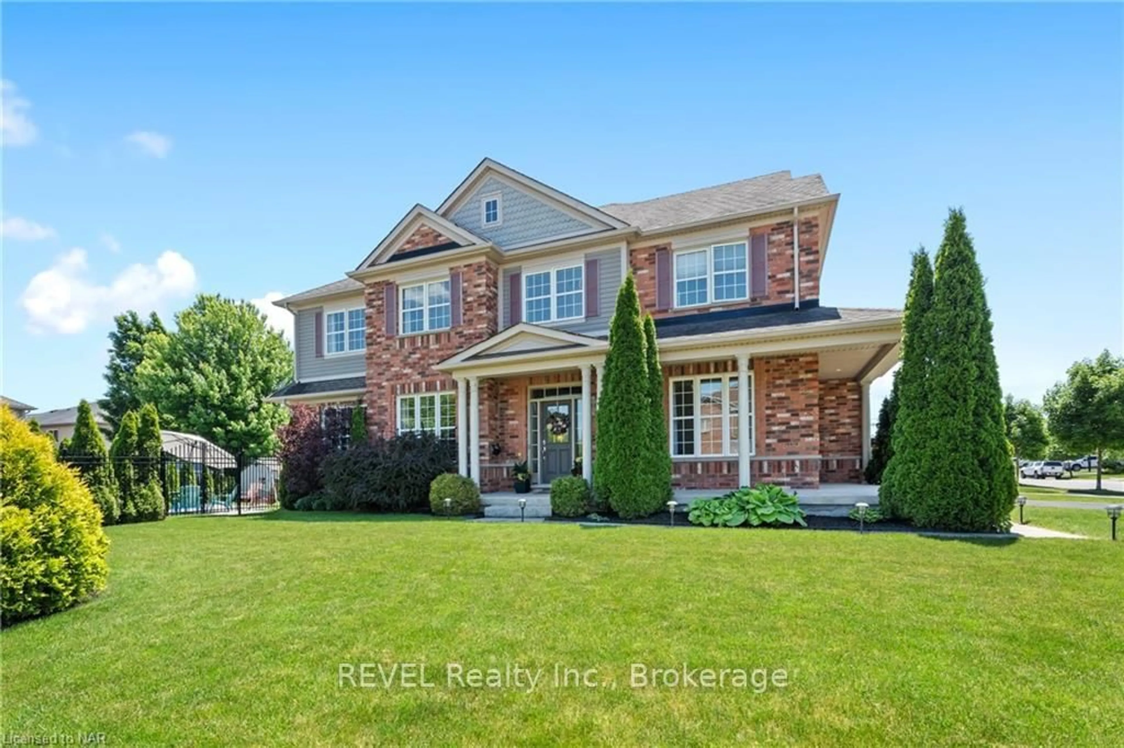 Home with brick exterior material, street for 6500 ST. MICHAEL Ave, Niagara Falls Ontario L2H 0C5