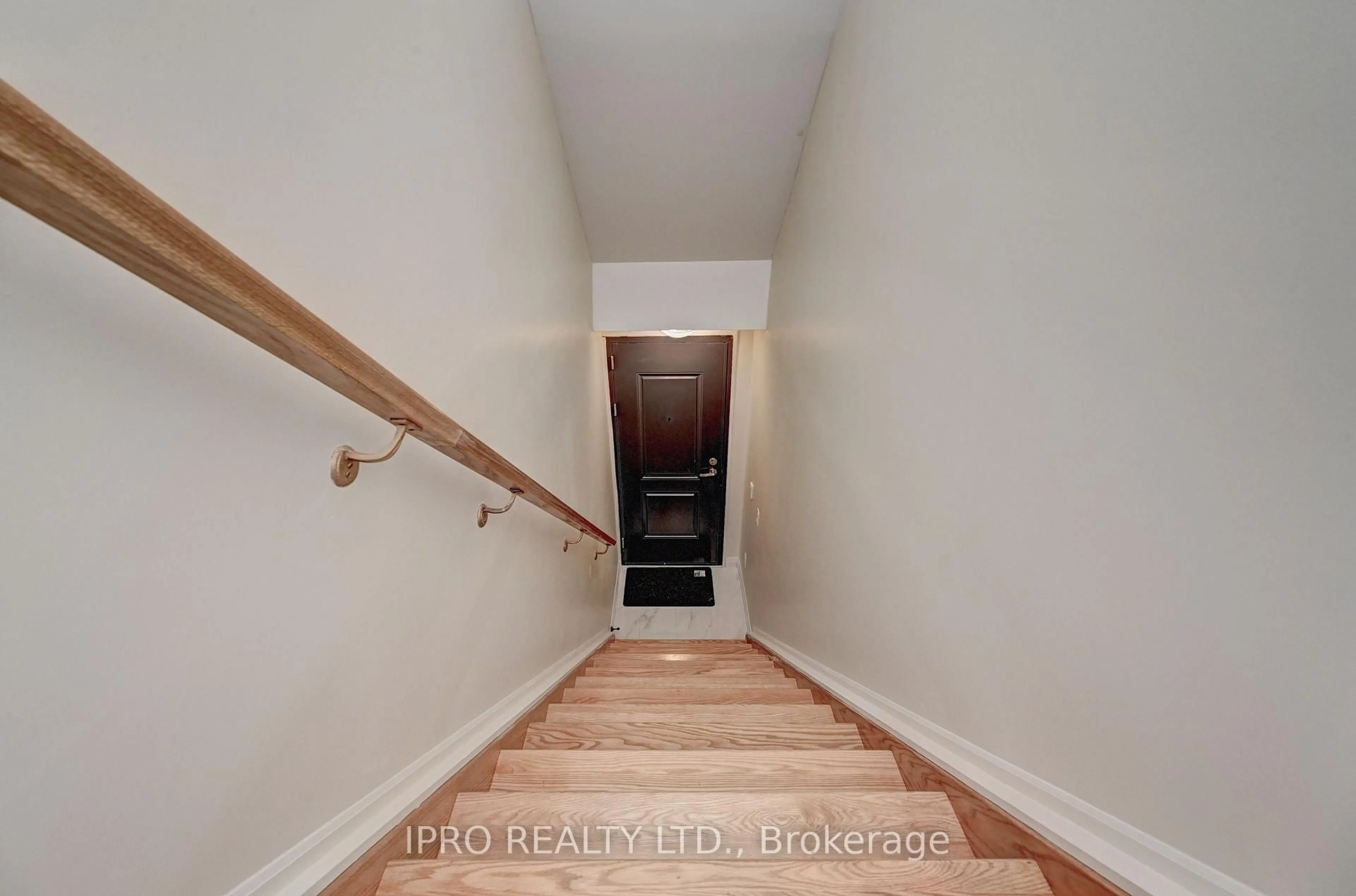 Stairs for 350 Fisher Mills Rd ## C-59, Cambridge Ontario N3C 4N5
