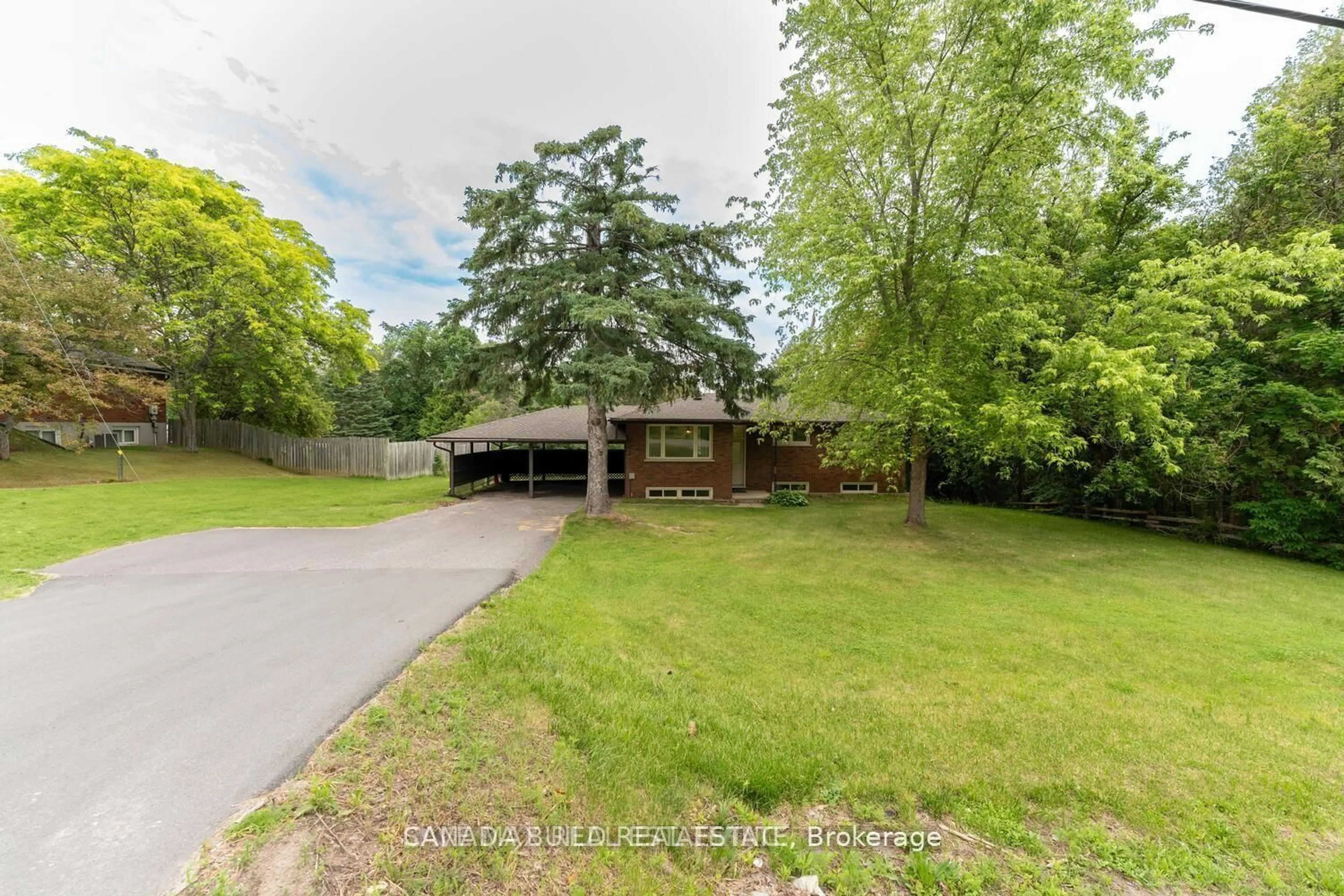 A pic from outside/outdoor area/front of a property/back of a property/a pic from drone, street for 3220 Lakefield Rd, Selwyn Ontario K9J 6X5