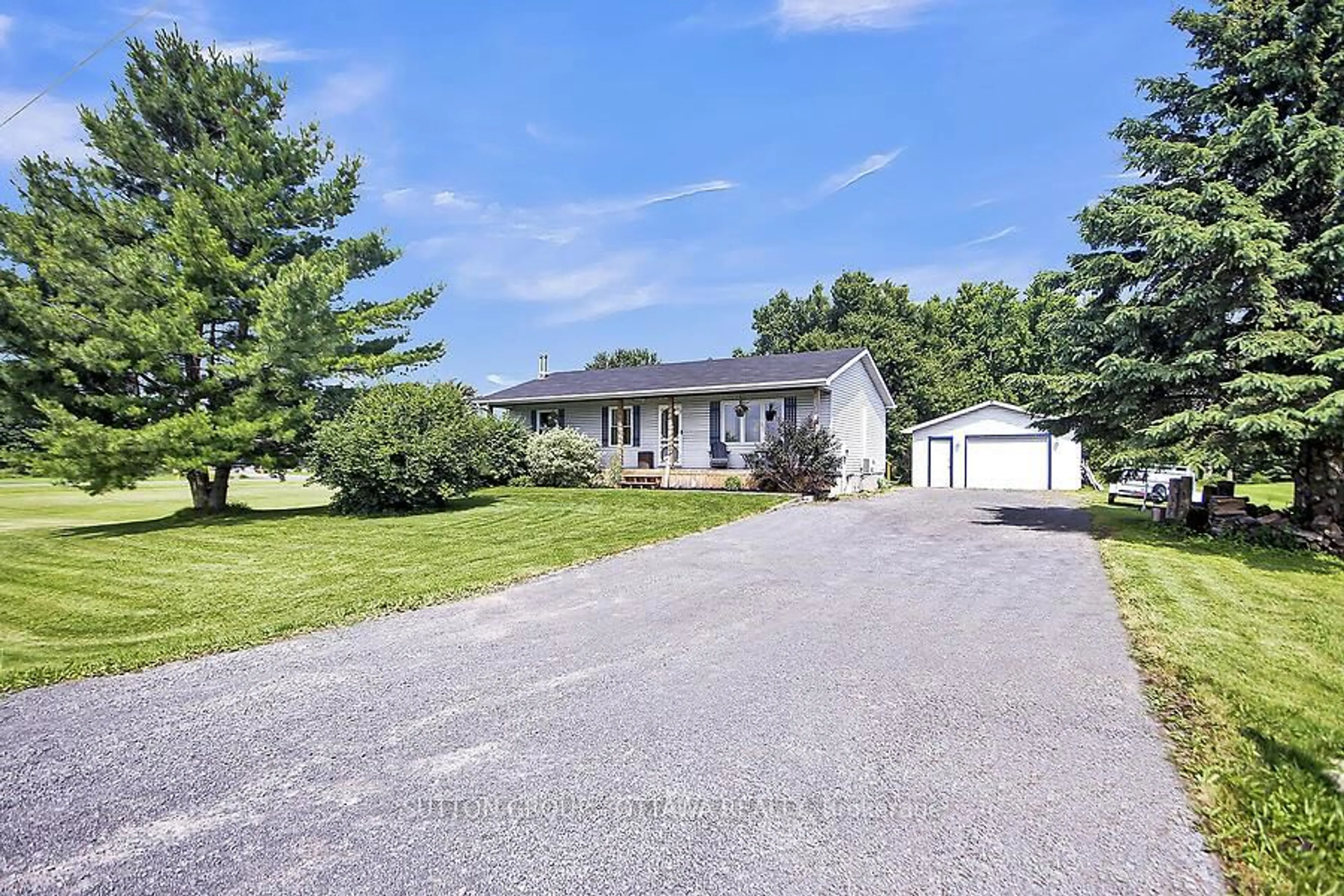 A pic from outside/outdoor area/front of a property/back of a property/a pic from drone, unknown for 16979 McNeil Rd, North Stormont Ontario K0C 1W0