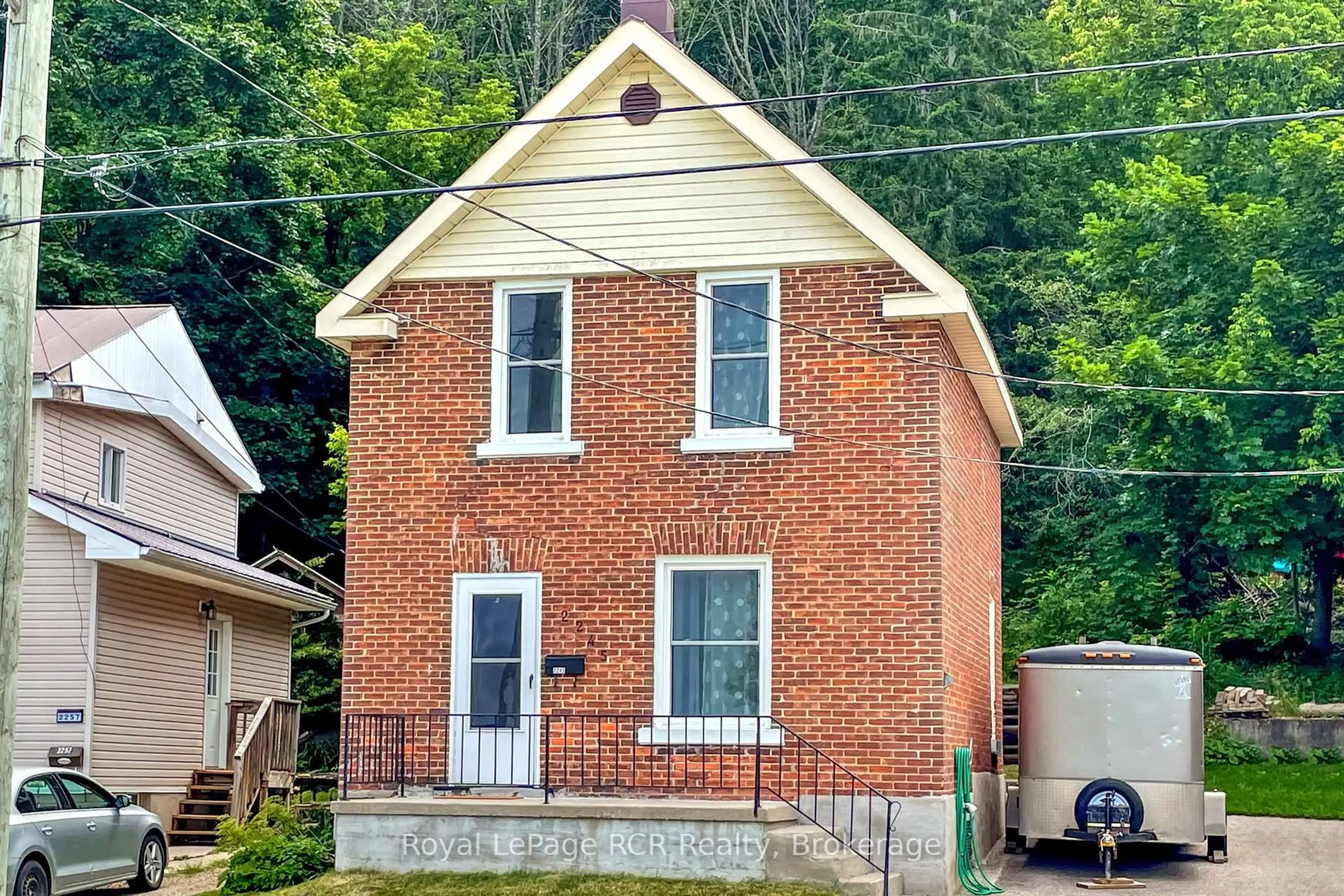 Home with brick exterior material, street for 2245 3rd Ave, Owen Sound Ontario N4K 2M5