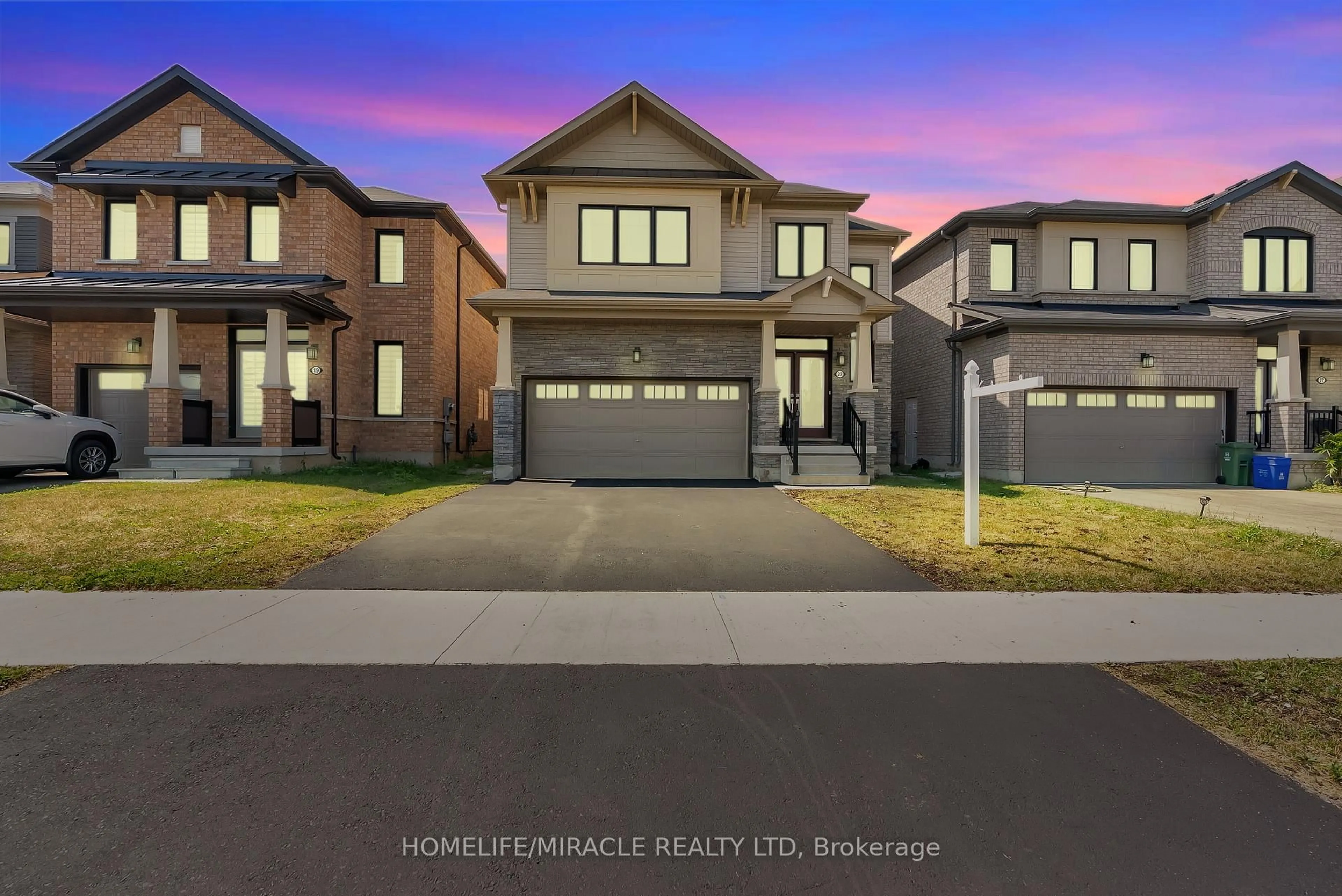 Unknown for 23 Royal Coachman Way, Hamilton Ontario L8J 0M2