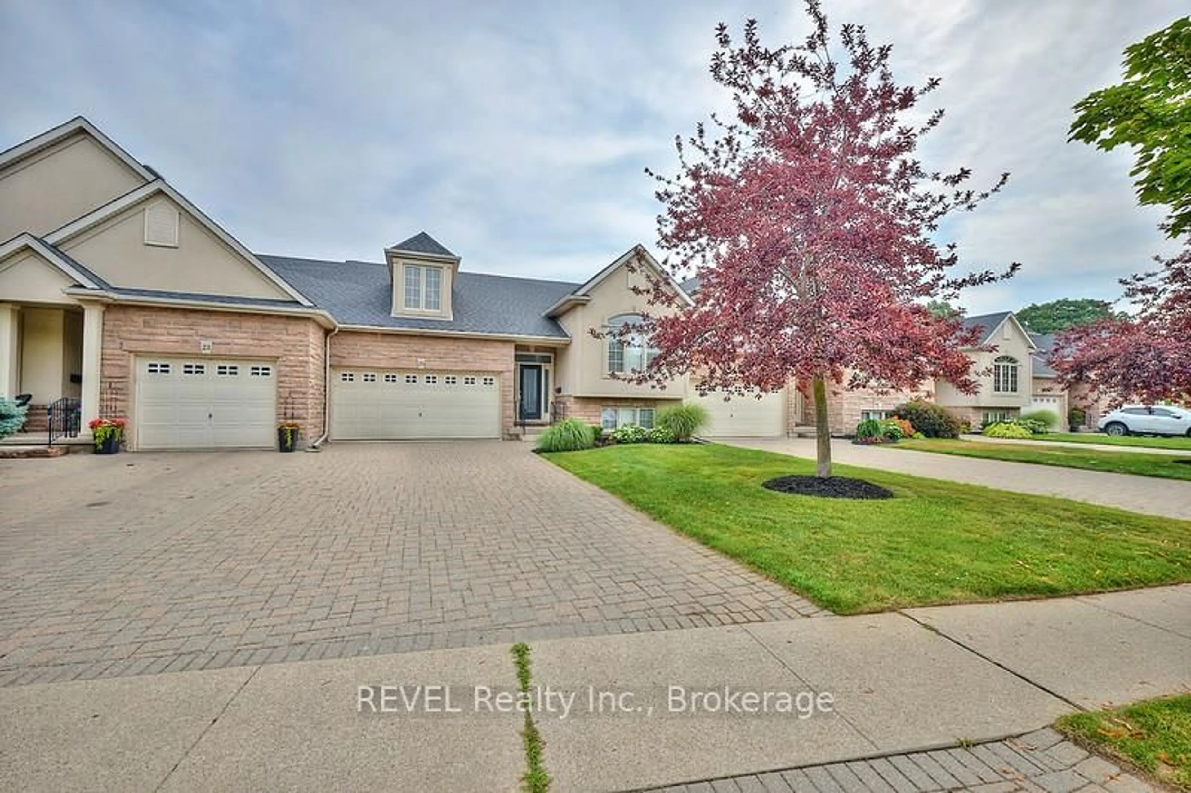 Unknown for 2-25 Scullers Way, St. Catharines Ontario L2N 7S9