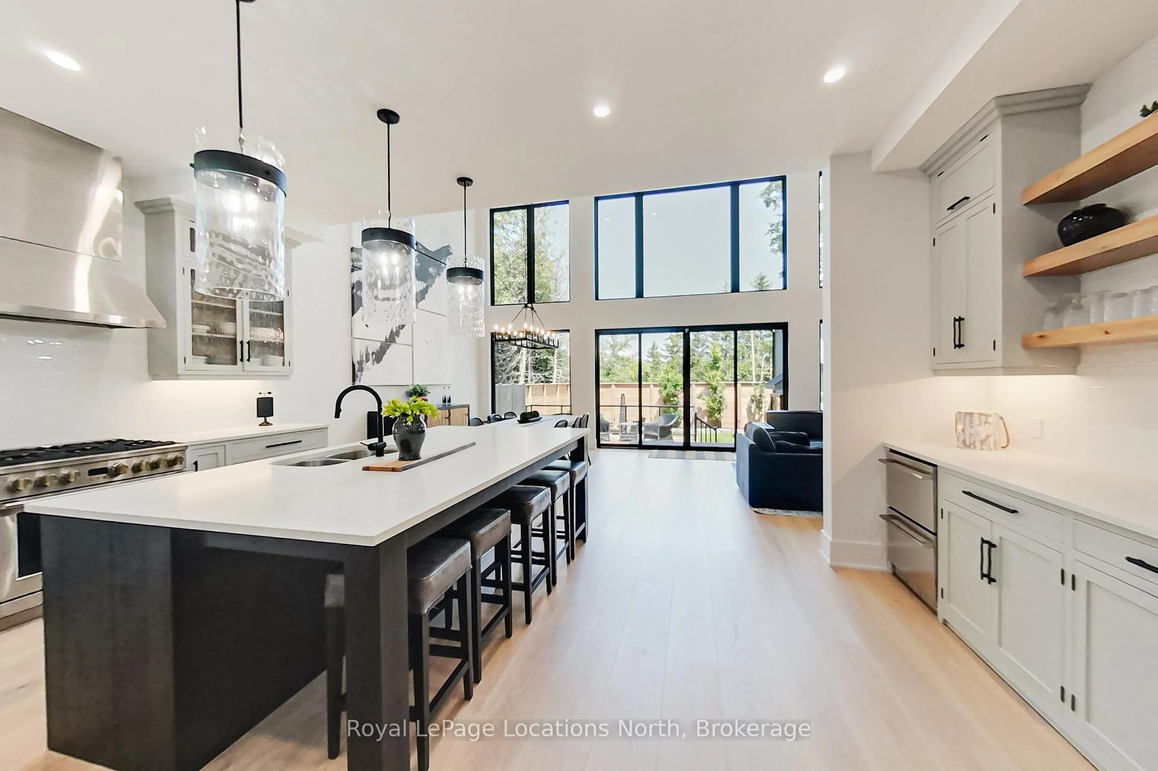 Open concept kitchen, ceramic/tile floor for 74 Arthur St, Blue Mountains Ontario N0H 2P0