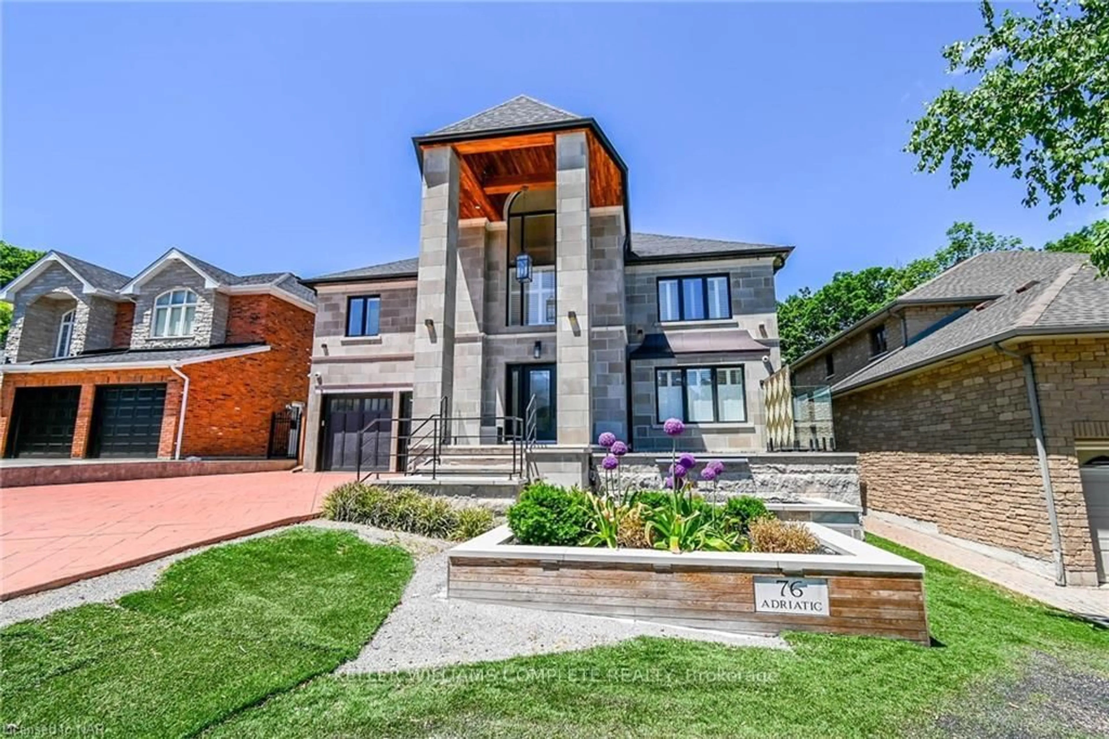 Home with brick exterior material, unknown for 76 ADRIATIC Blvd, Hamilton Ontario L8G 5C6