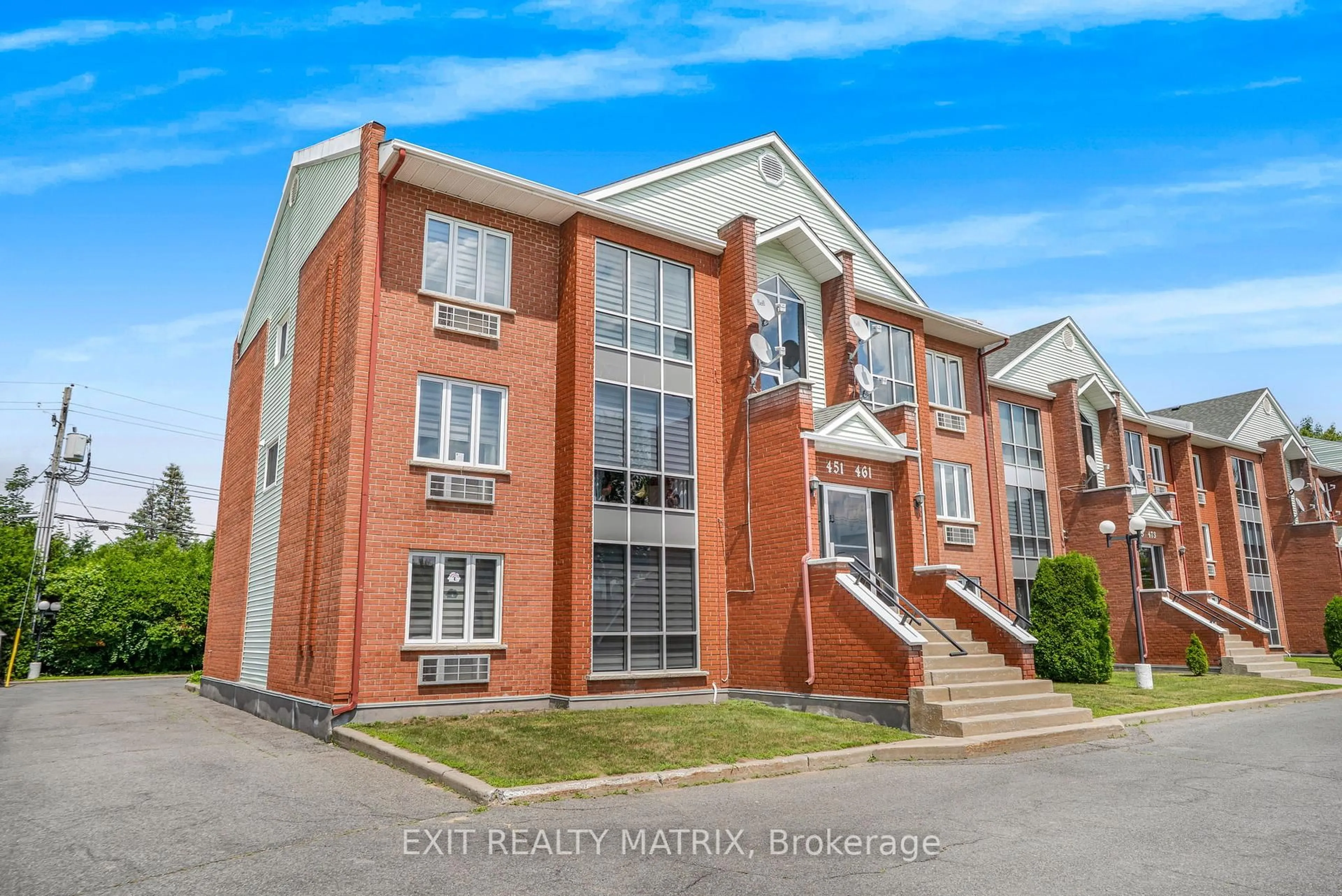 Home with brick exterior material, unknown for 457 Spence Ave, Hawkesbury Ontario K6A 3A4