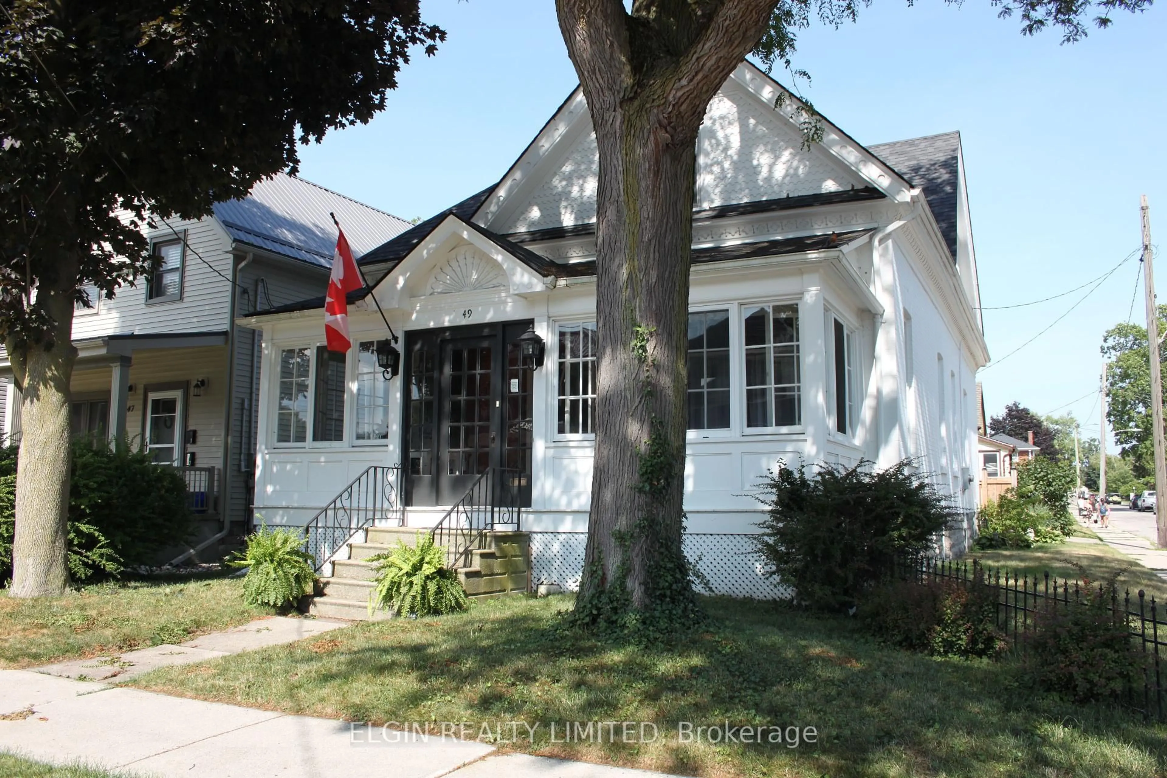 Home with brick exterior material, street for 49 Hincks St, St. Thomas Ontario N5R 3N8