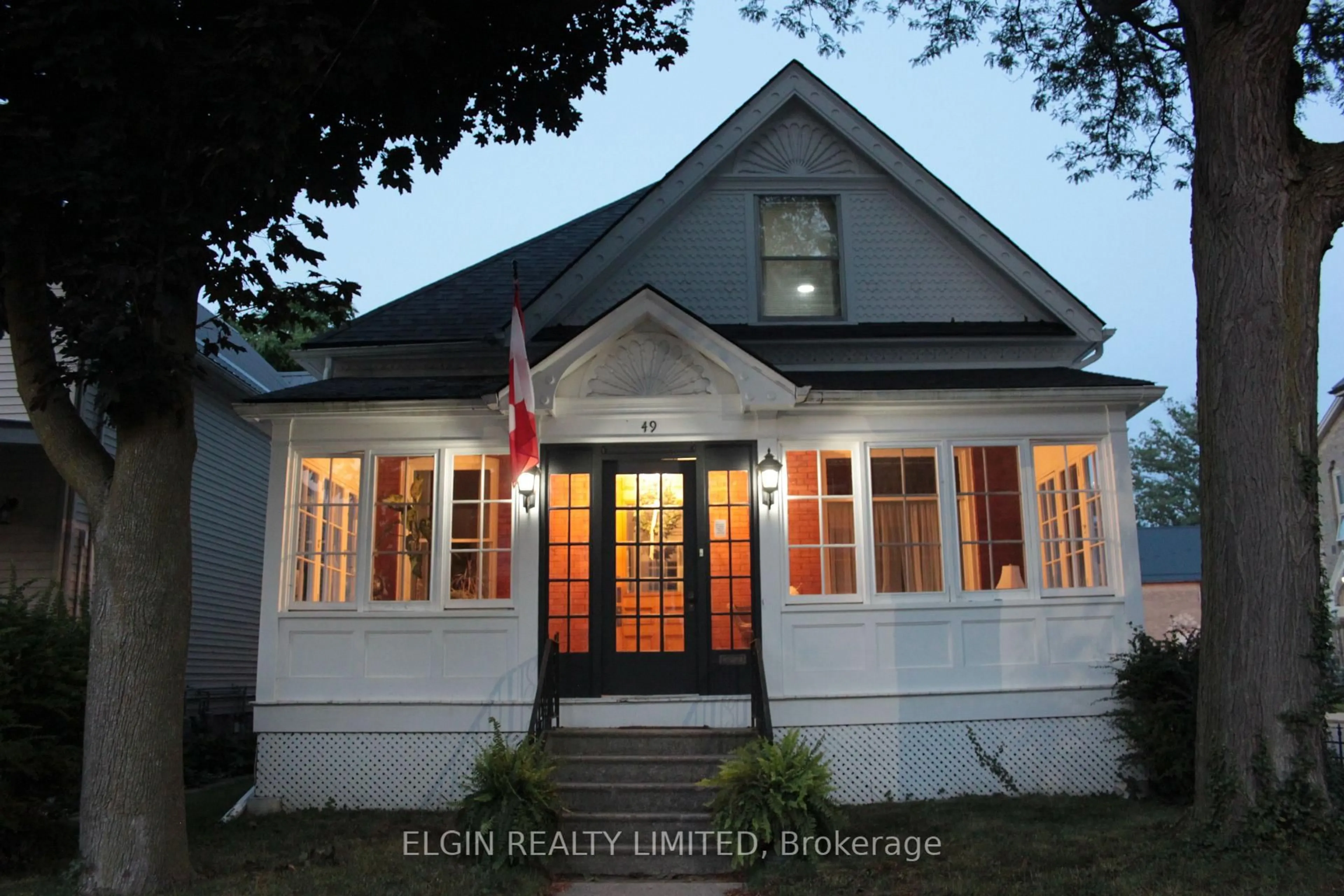 Unknown for 49 Hincks St, St. Thomas Ontario N5R 3N8