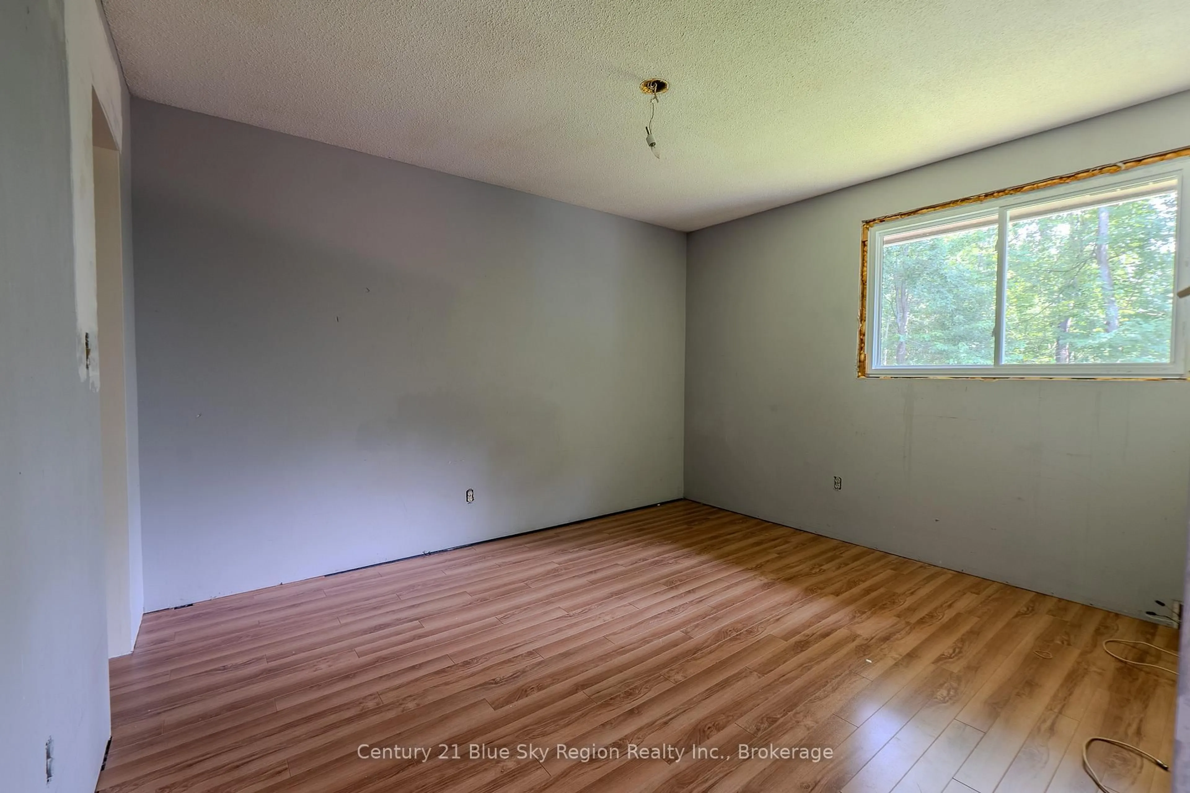 A pic of a room for 45 Lovell Ave, North Bay Ontario P1A 3R7