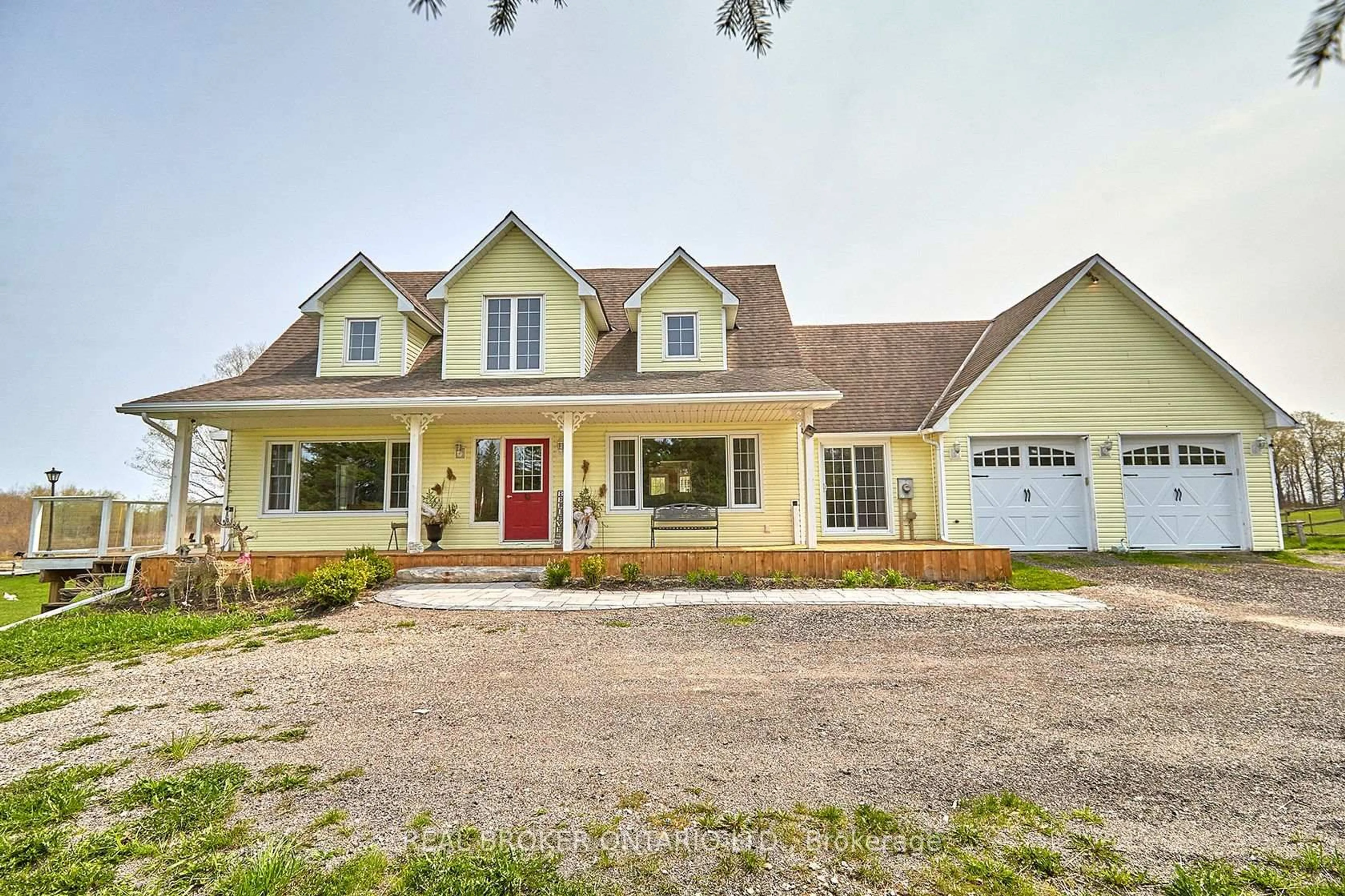 Home with vinyl exterior material, street for 504224 89 Highway, Amaranth Ontario L9V 1P6
