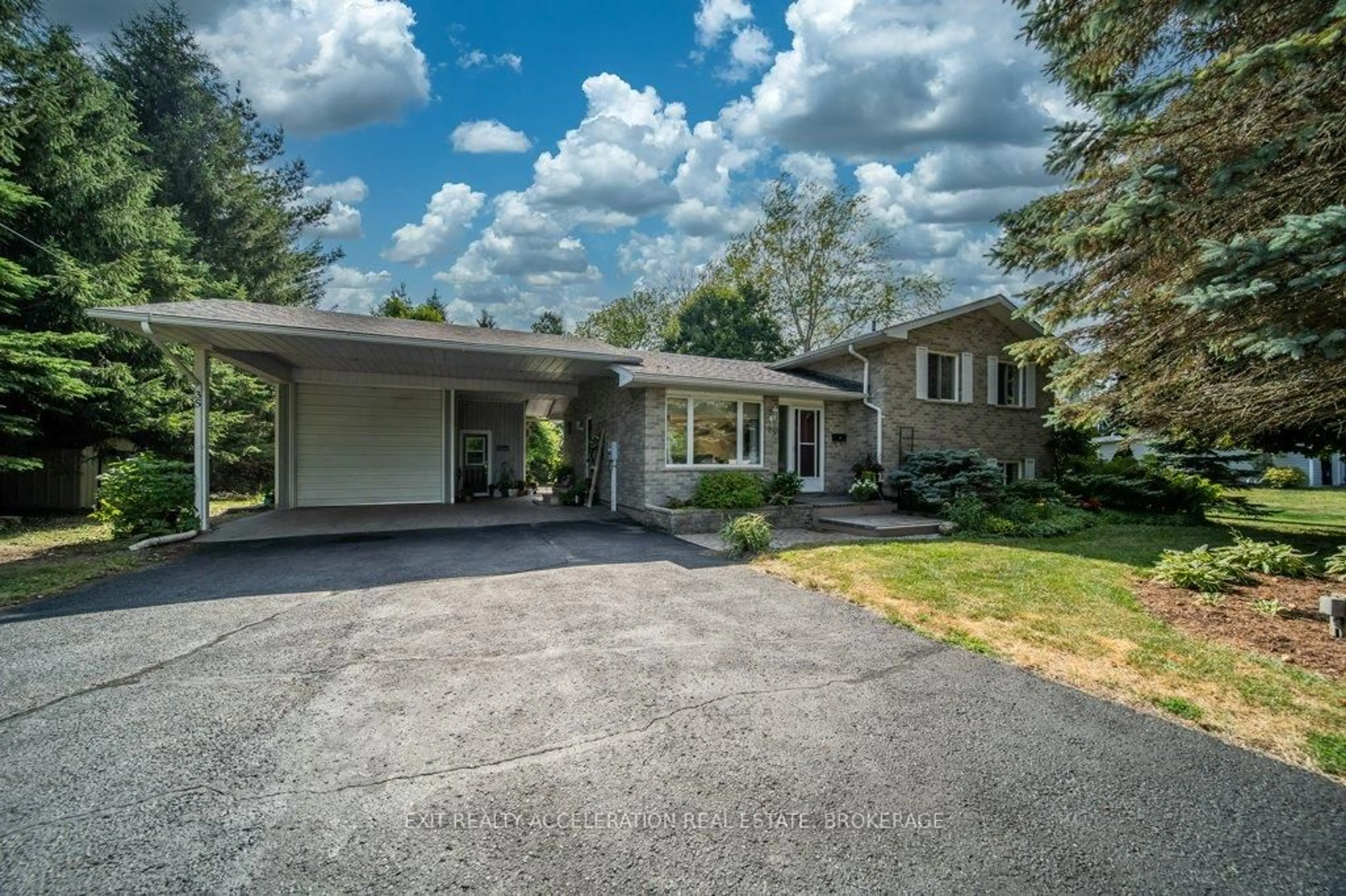 Unknown for 35 Riverview Dr, Greater Napanee Ontario K7R 3A1