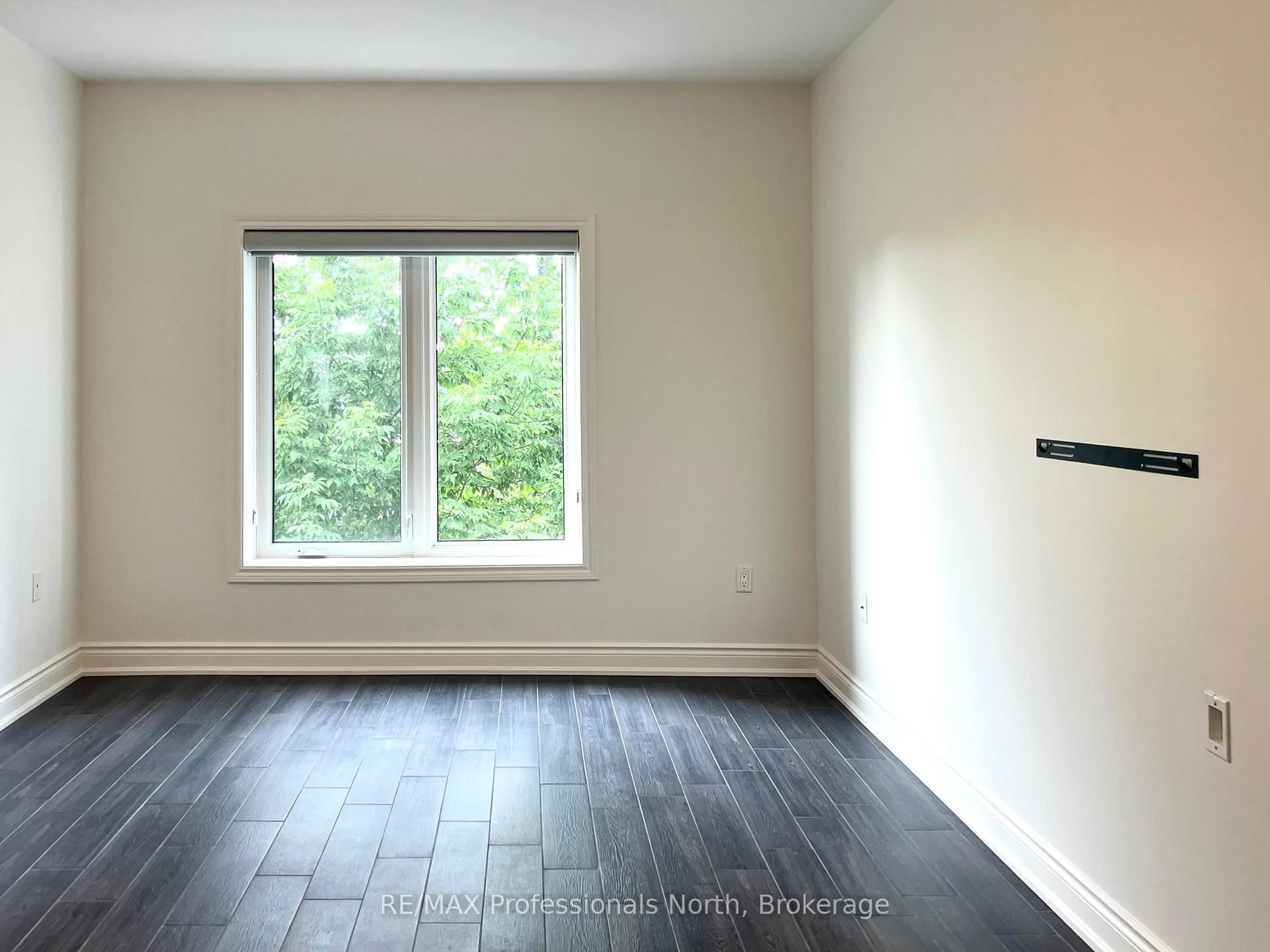 A pic of a room for 4 Lake Ave #204, Dysart et al Ontario K0M 1S0