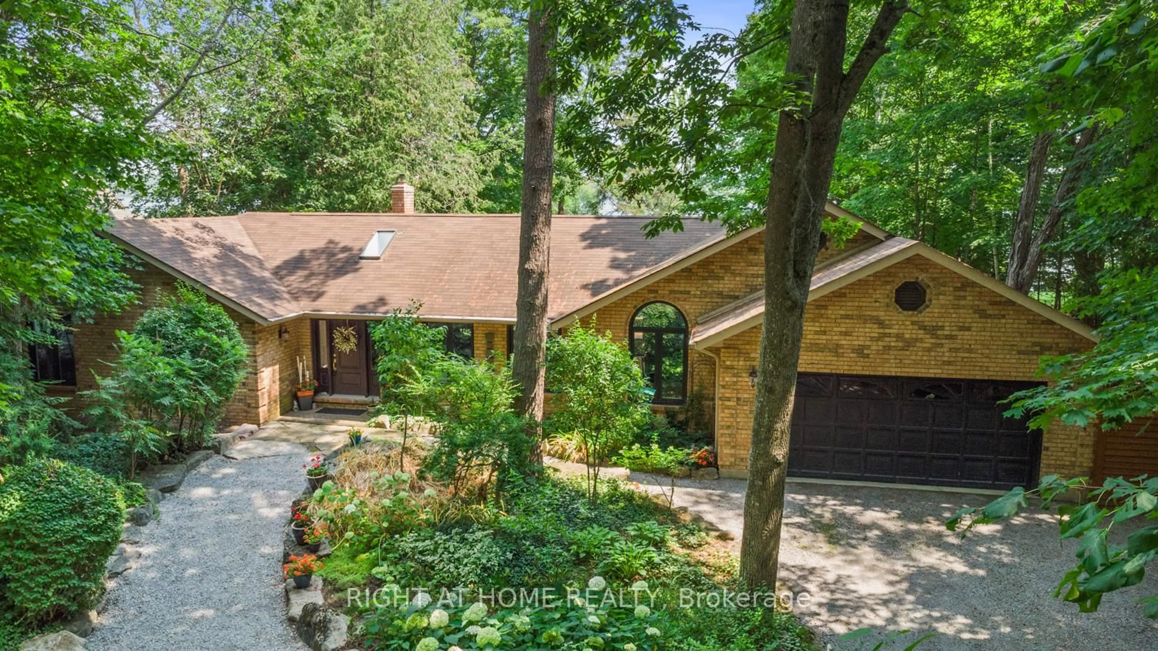Home with brick exterior material, unknown for 60 McGregor Dr, Kawartha Lakes Ontario K0M 1A0