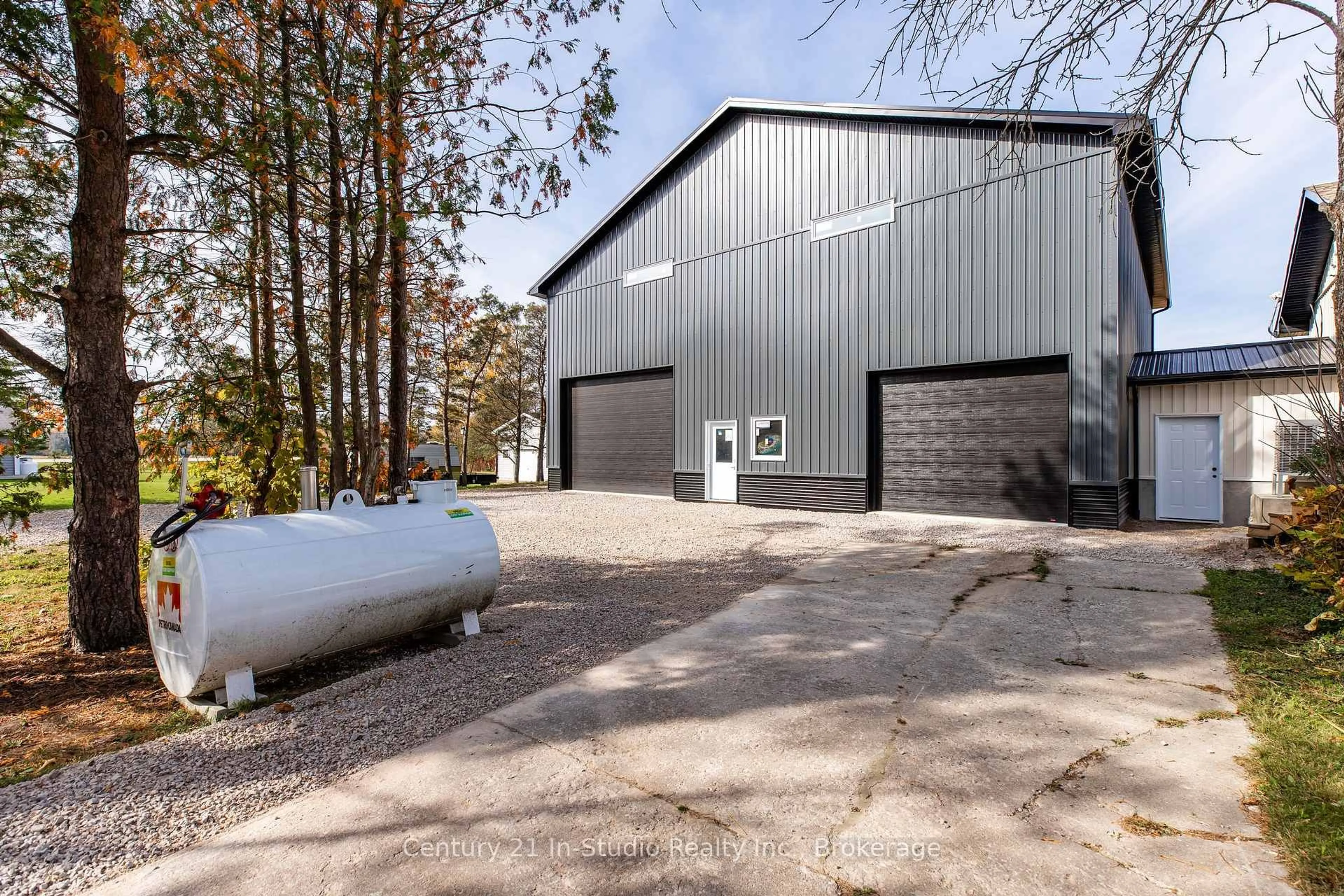 Unknown for 9 Maple Dr, Northern Bruce Peninsula Ontario N0H 1Z0