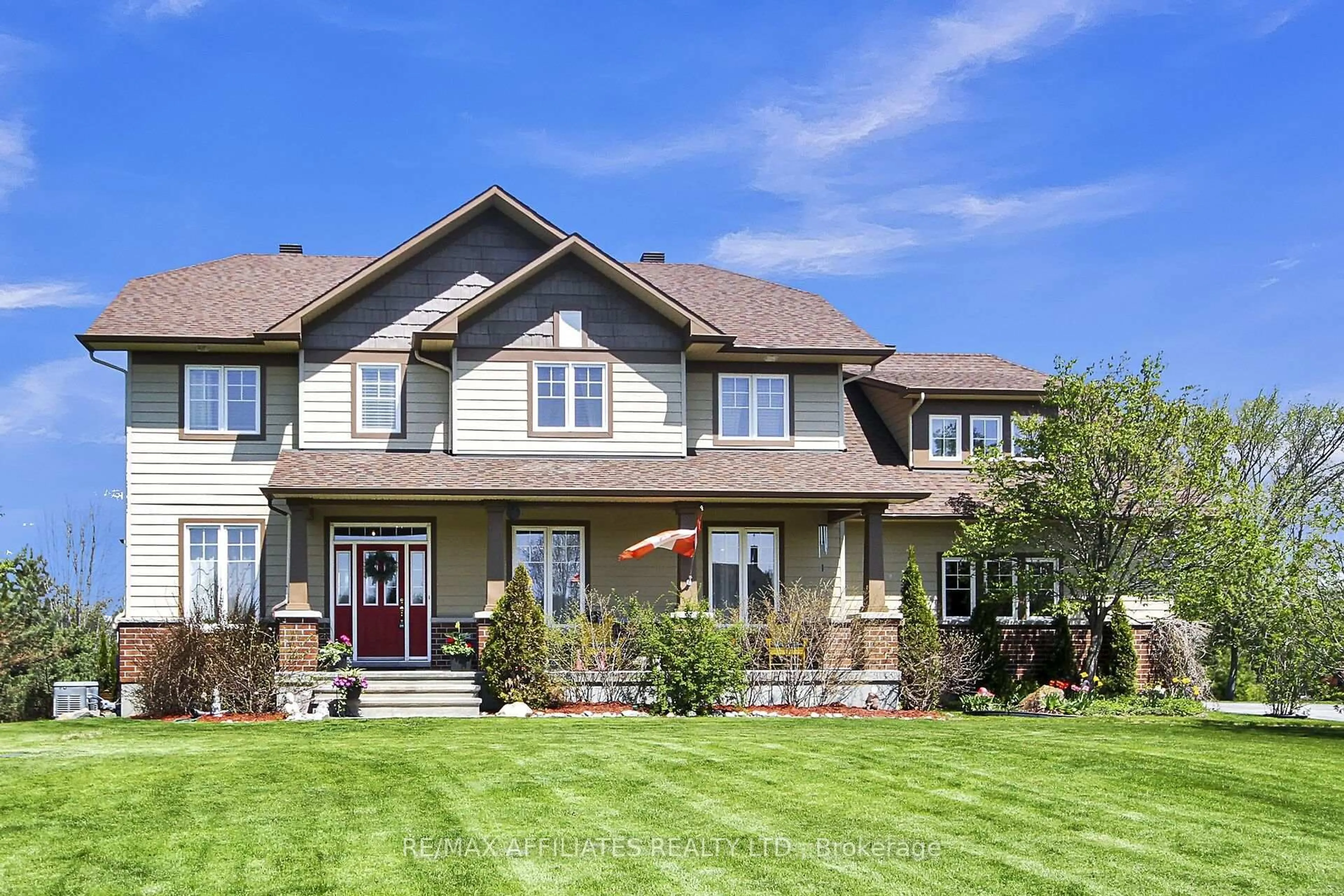 Home with vinyl exterior material, unknown for 500 Bradbury Crt, Ottawa Ontario K2W 0A1