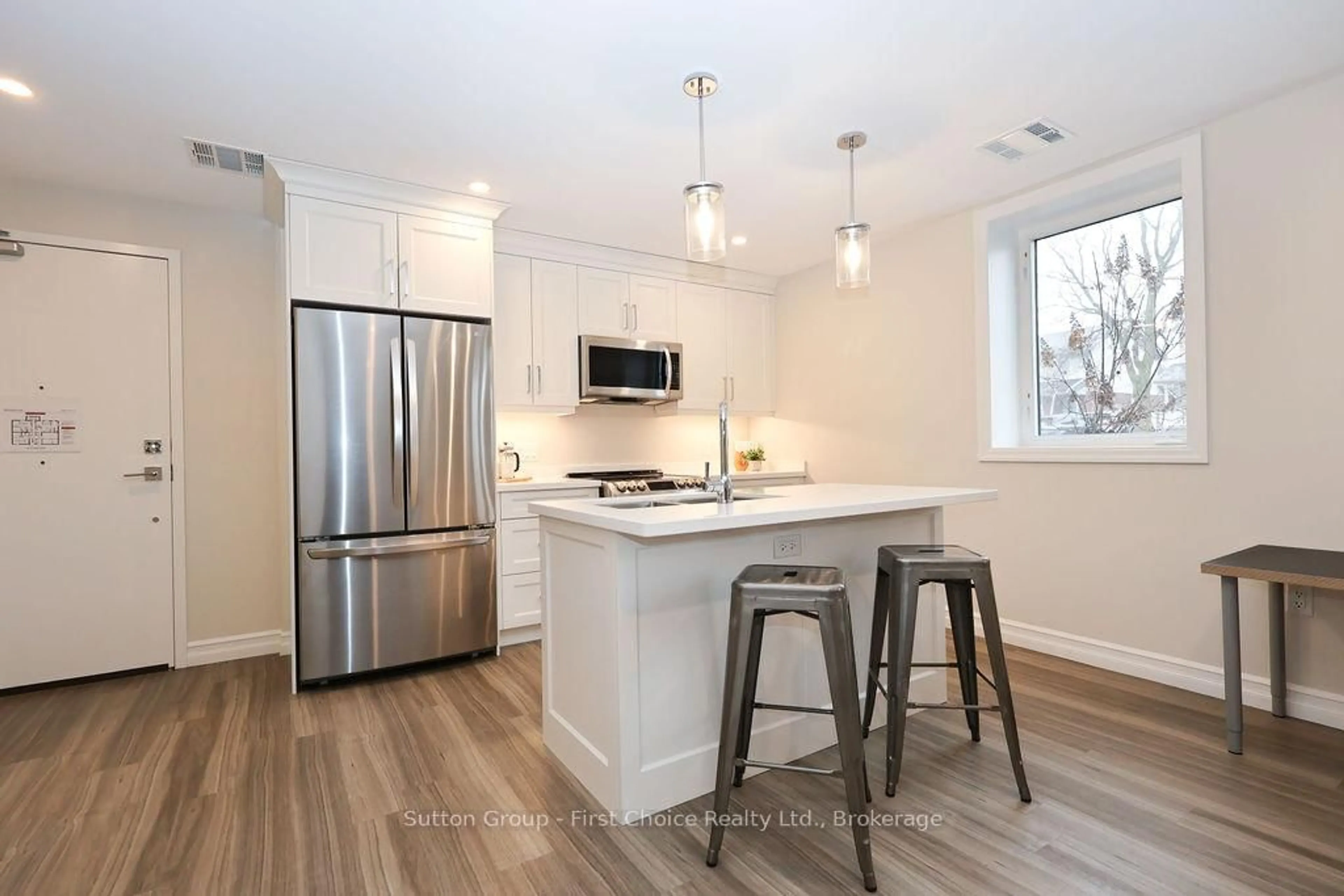 Open concept kitchen, unknown for 100 GORDON St #101, Stratford Ontario N5A 7T8