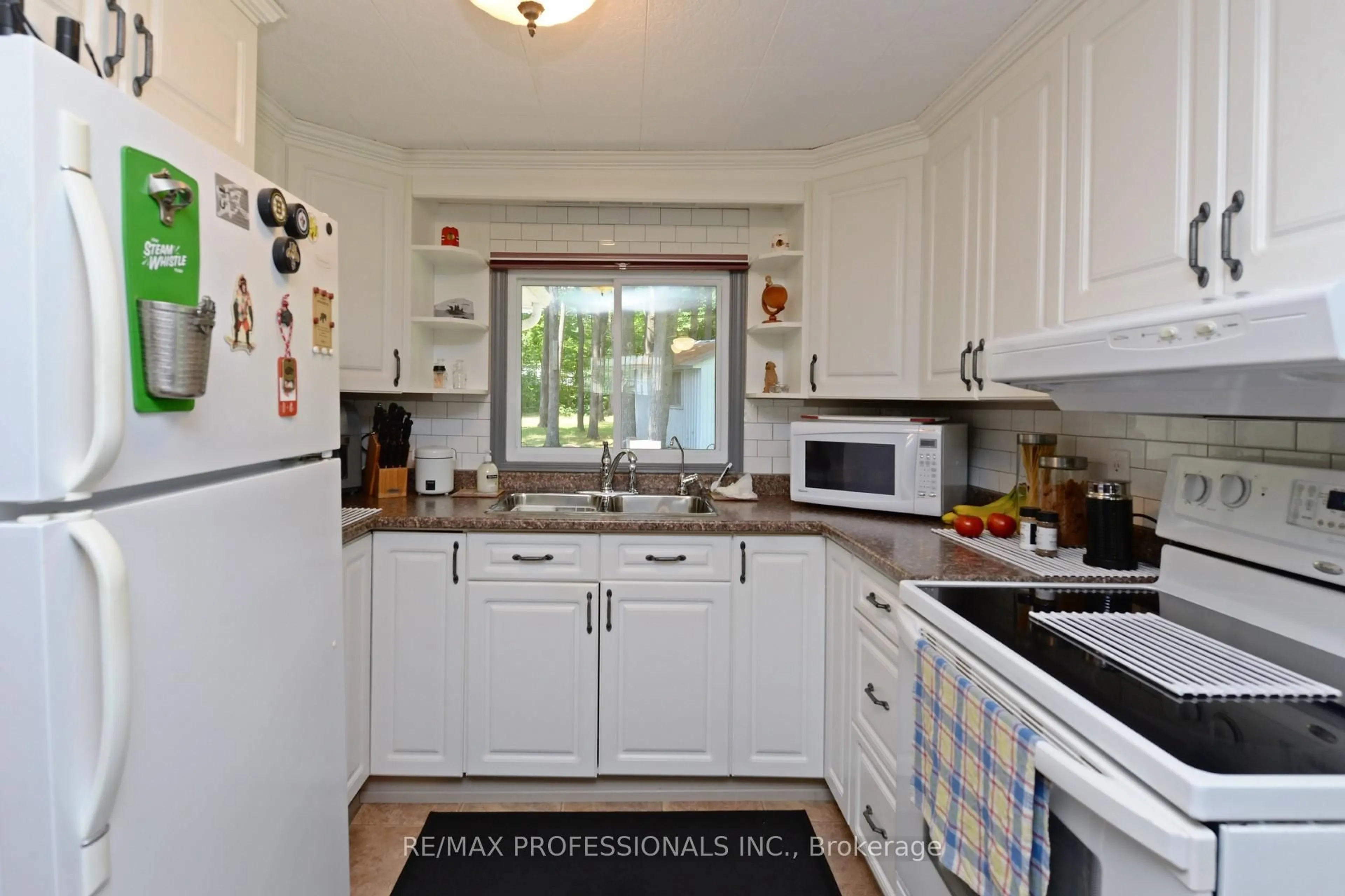 Standard kitchen, unknown for 50 Pine Grove Rd, Trent Hills Ontario K0L 1L0
