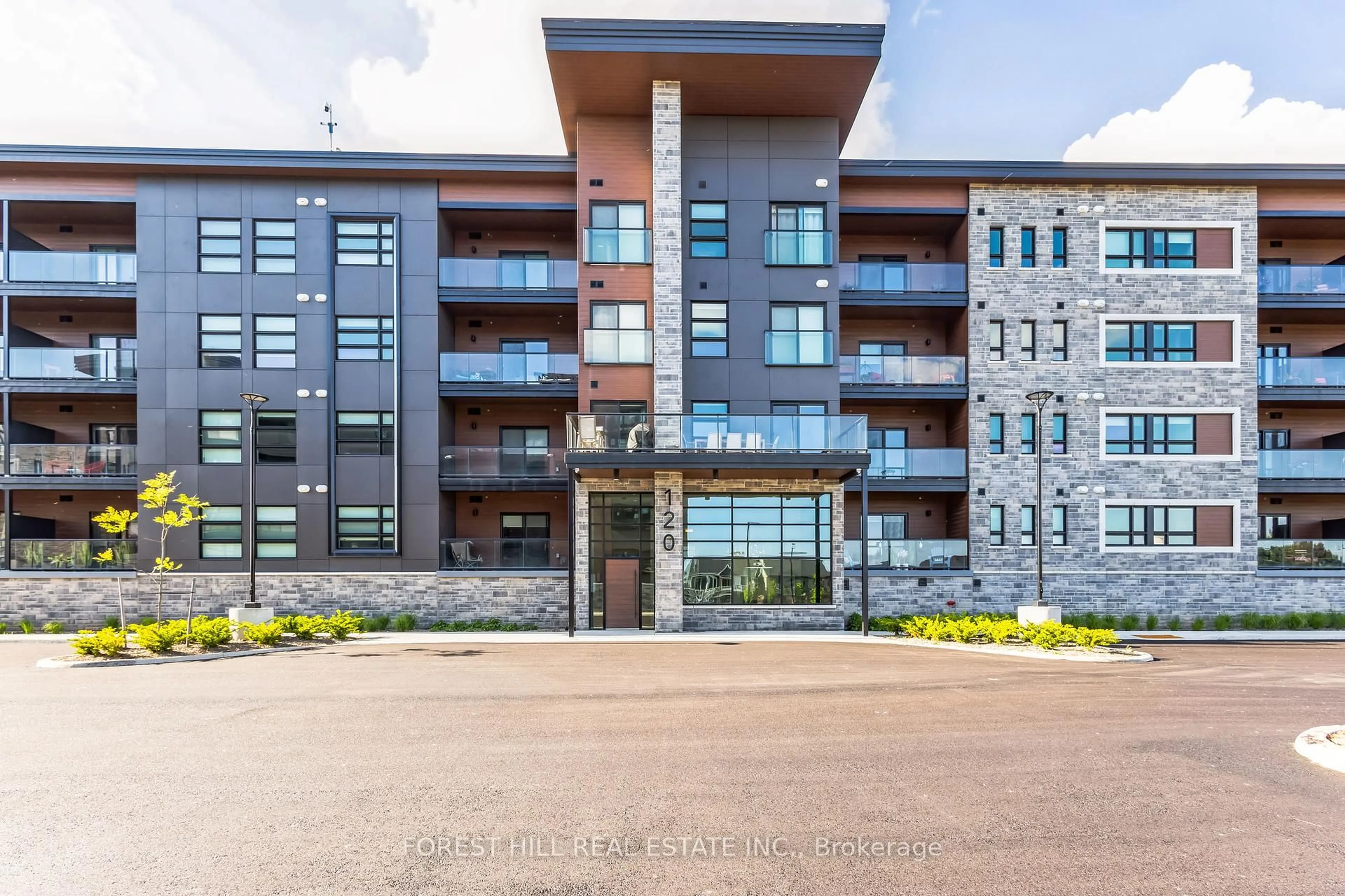 Unknown for 120 Summersides Blvd #205, Pelham Ontario L0S 1E1