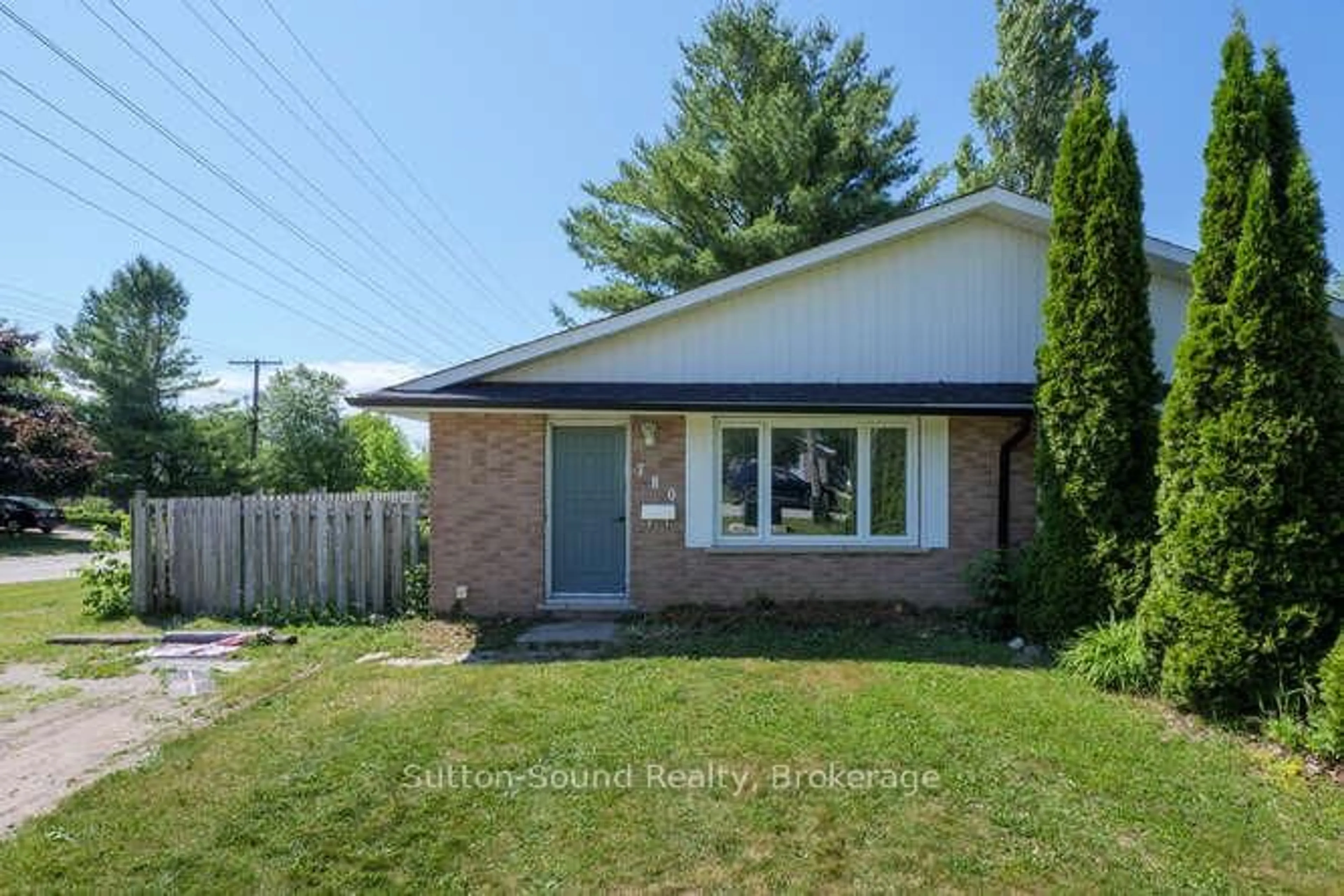 Home with brick exterior material, street for 780 Eastwood Dr, Saugeen Shores Ontario N0H 2C4
