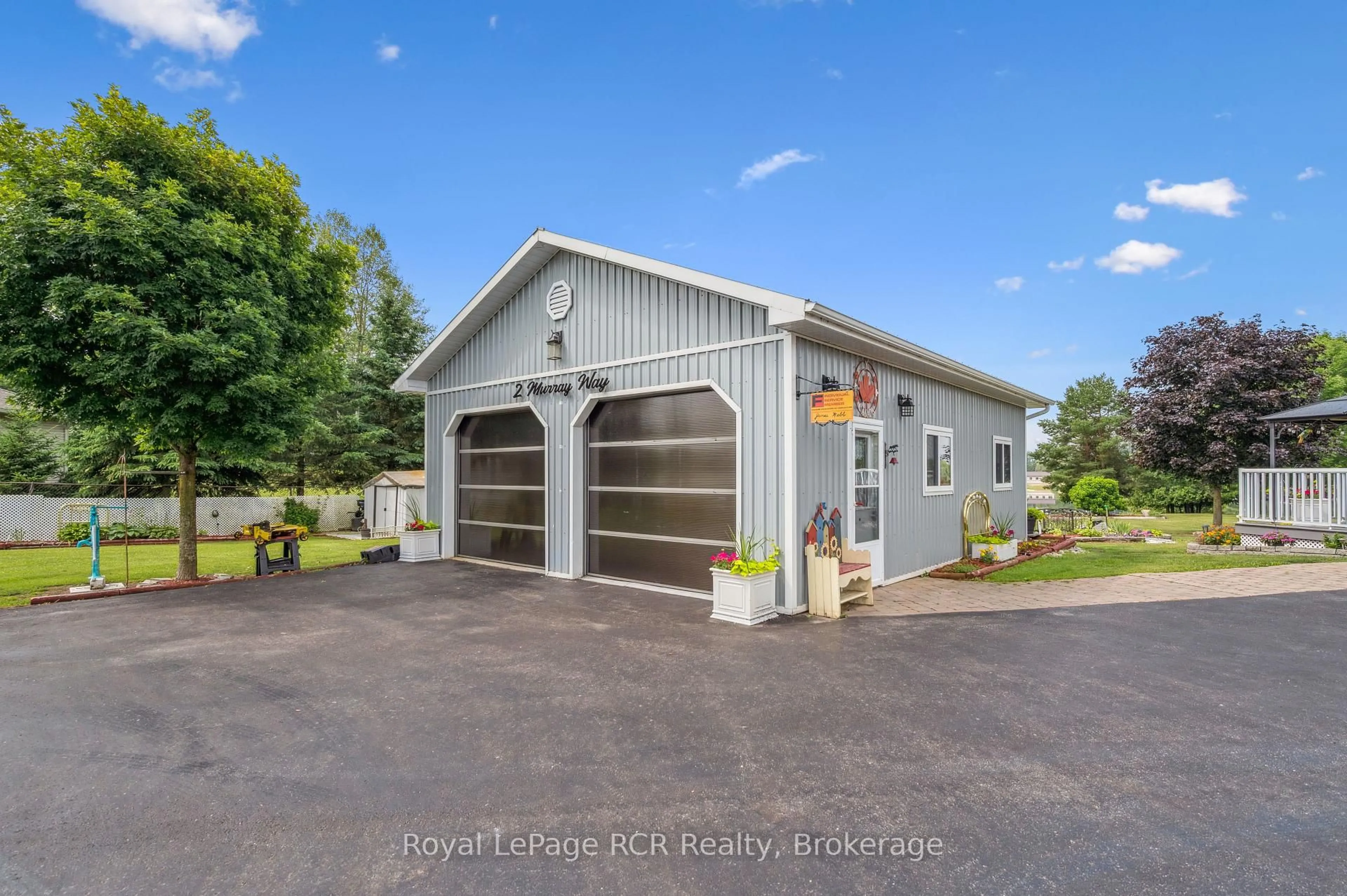 Indoor garage for 2 Murray Way, Minto Ontario N0G 2L0