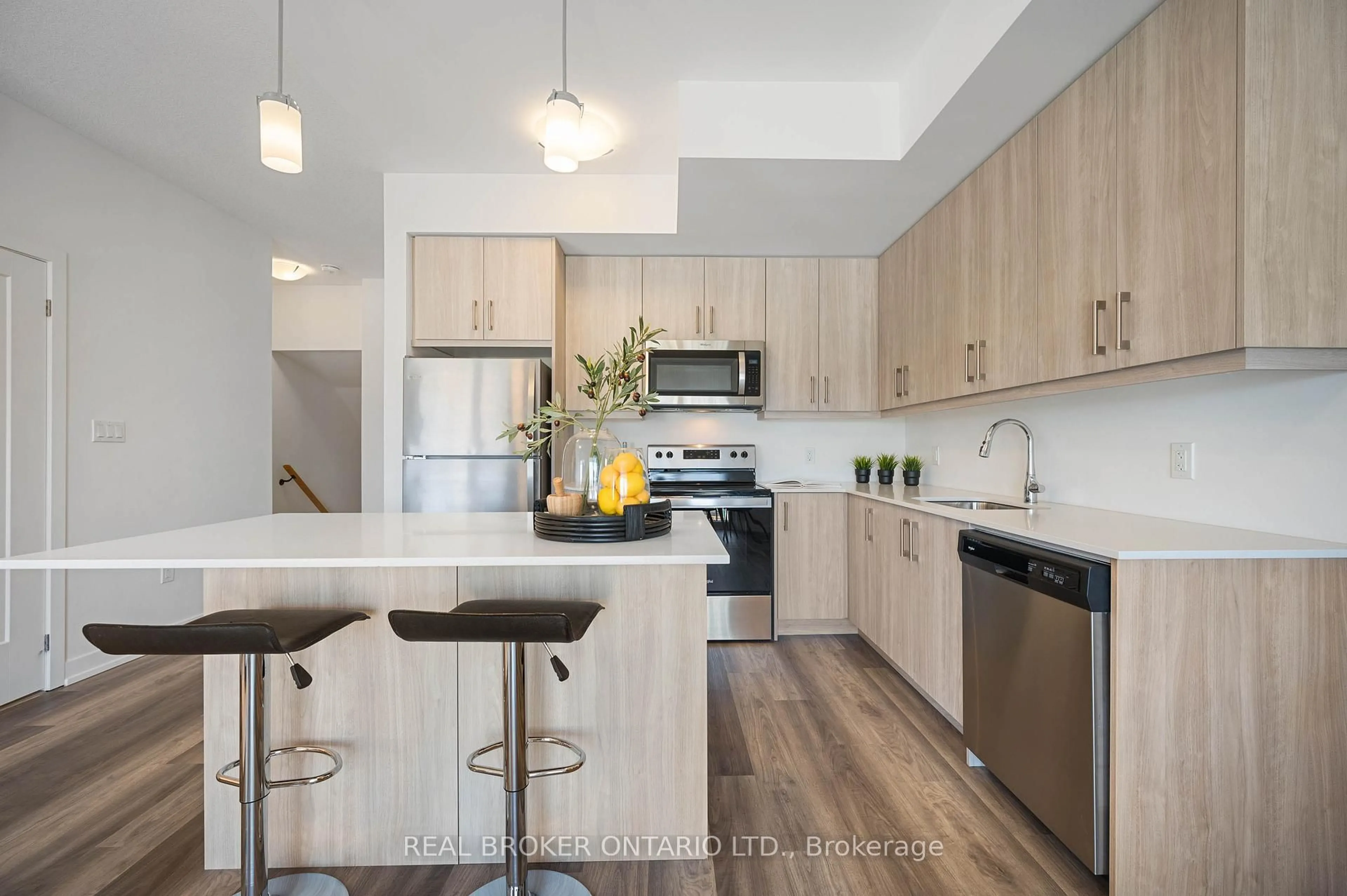 Open concept kitchen, unknown for 20 Palace St #G4, Kitchener Ontario N2E 0J3