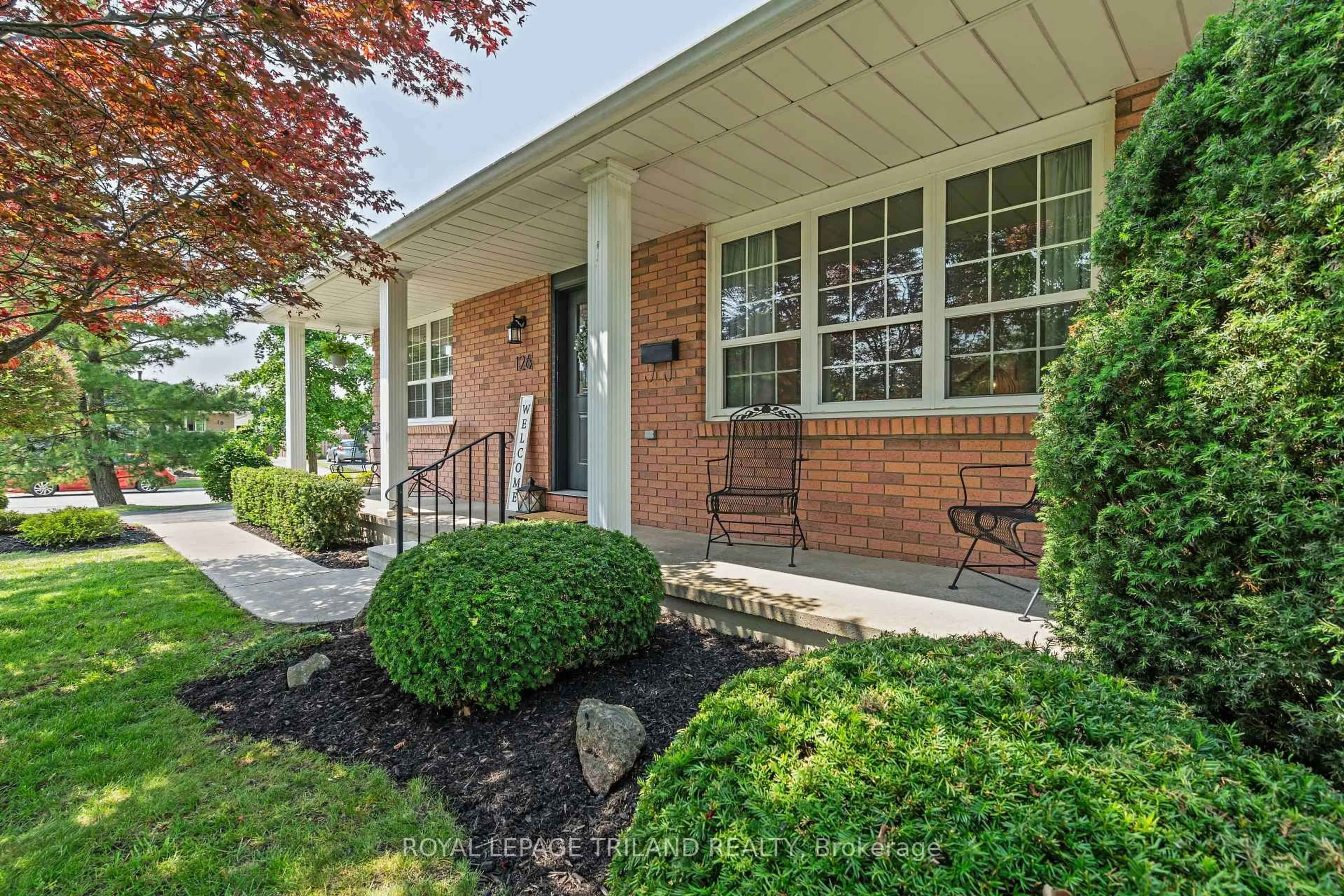 Home with brick exterior material, street for 126 Highview Dr, St. Thomas Ontario N5R 5R4
