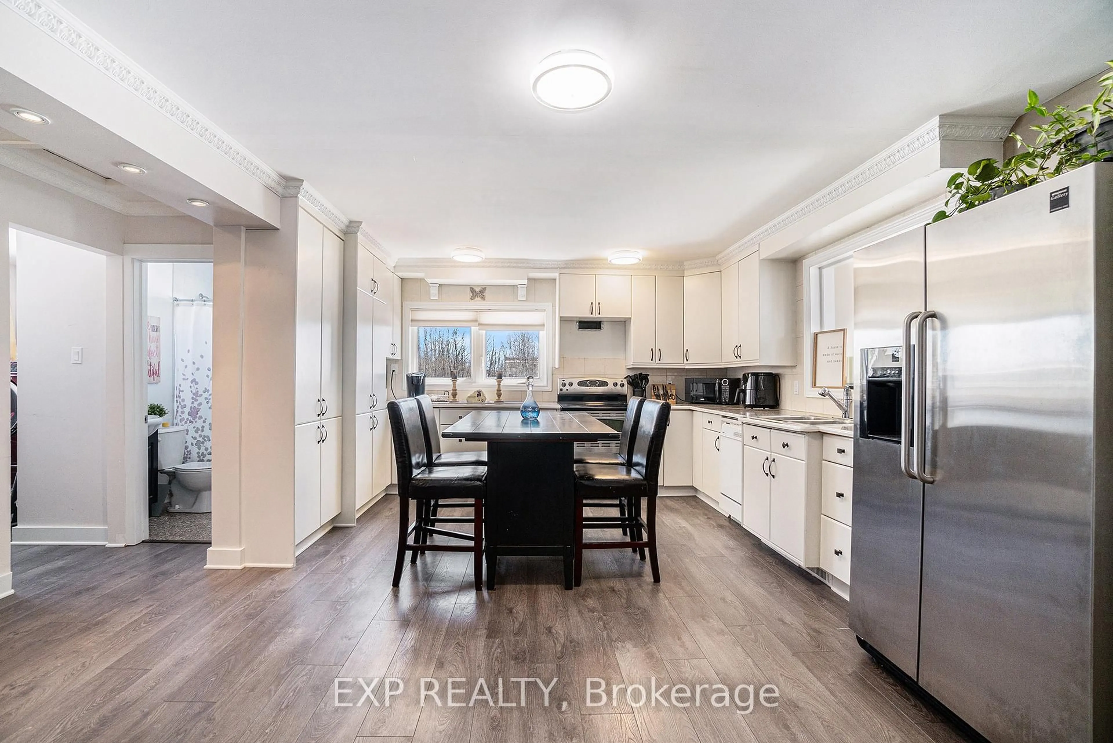 Open concept kitchen, unknown for 2147 Mer Bleue Rd, Ottawa Ontario K4A 3T9