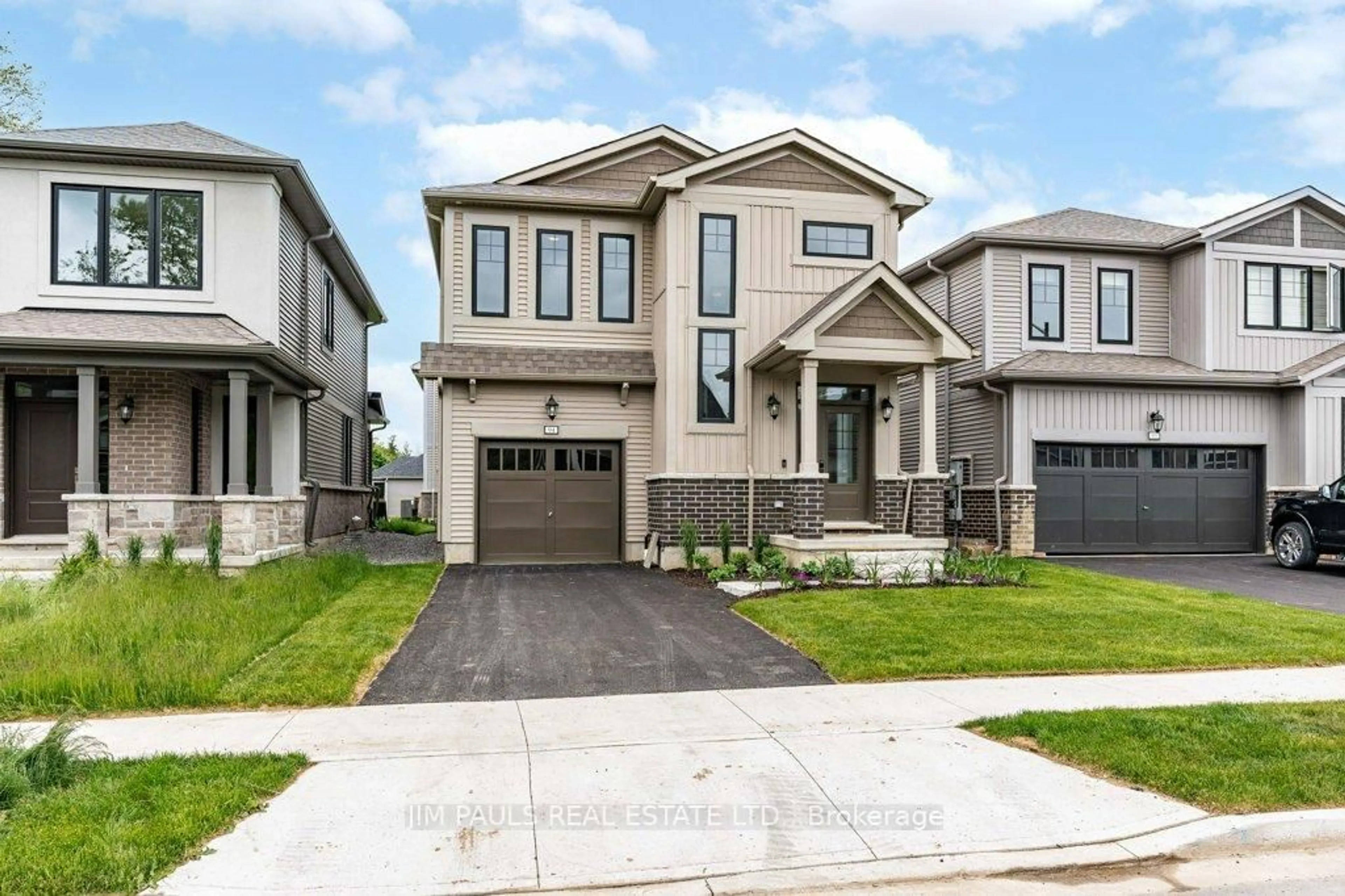 Home with vinyl exterior material, street for 94 Marion St, Hamilton Ontario L0R 1W0