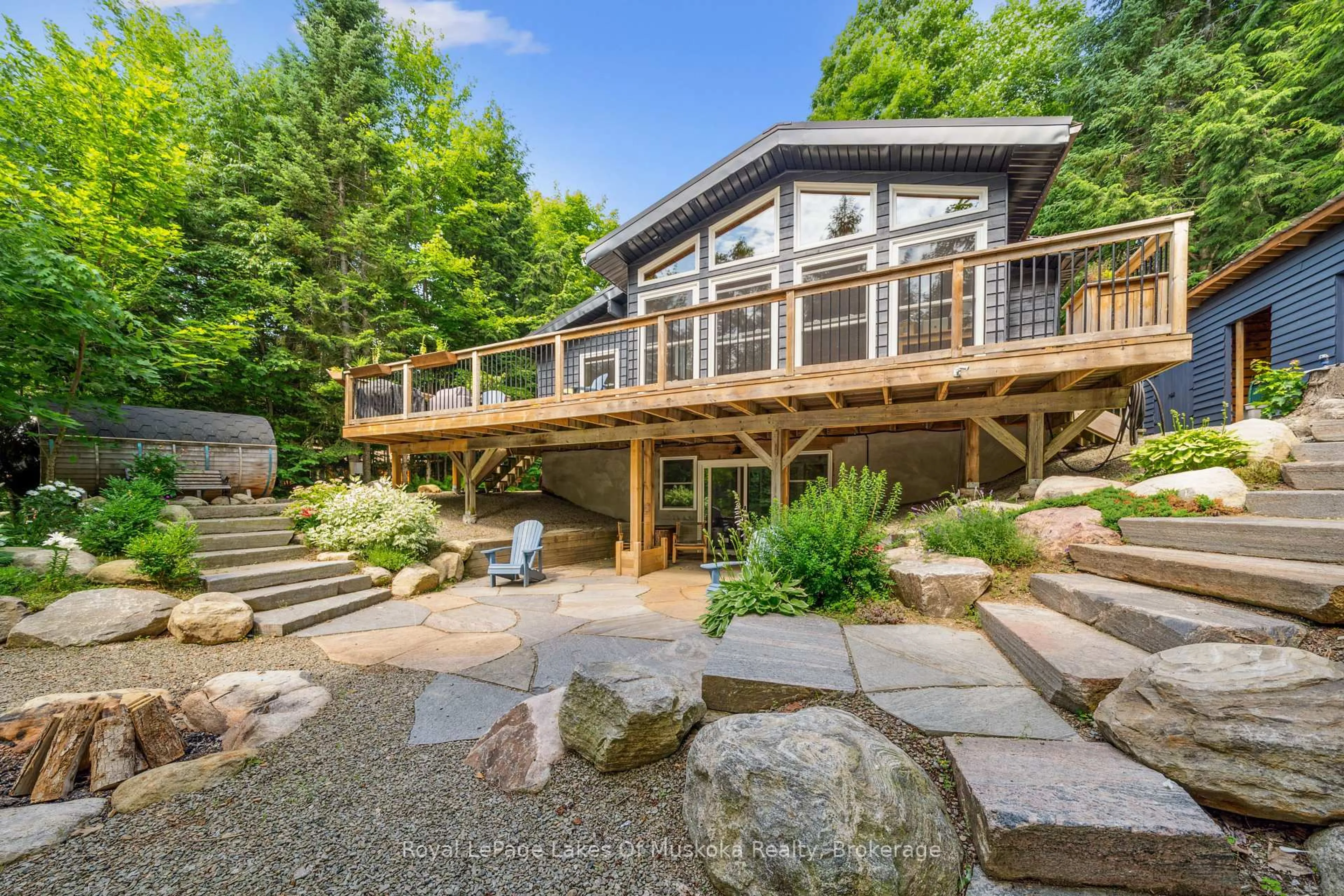 Patio, water/lake/river/ocean view for 1315 Wolf Circ, Algonquin Highlands Ontario P0A 1E0