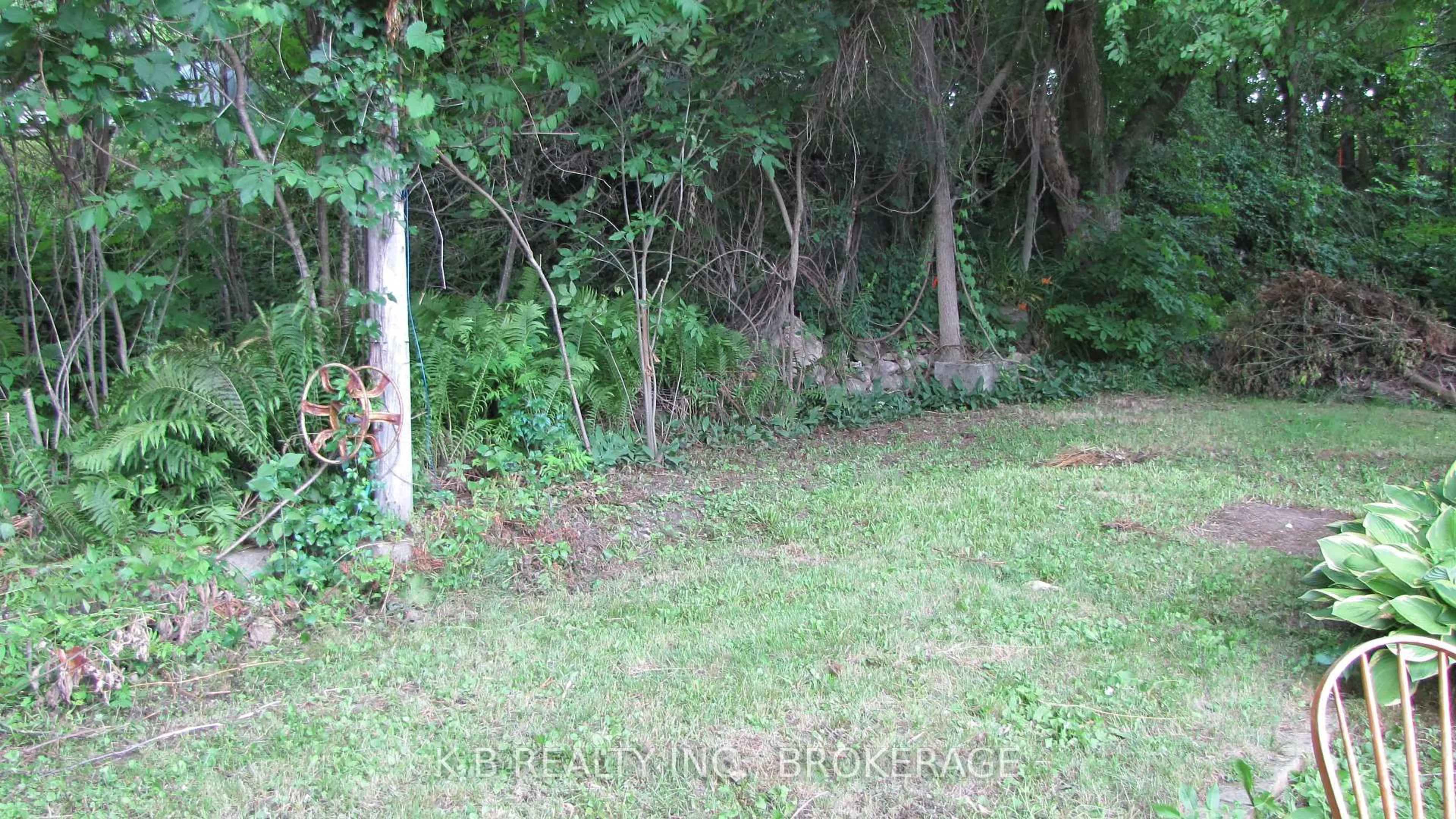 Blurry image for 1033 Bridge St, Stone Mills Ontario K0K 2A0
