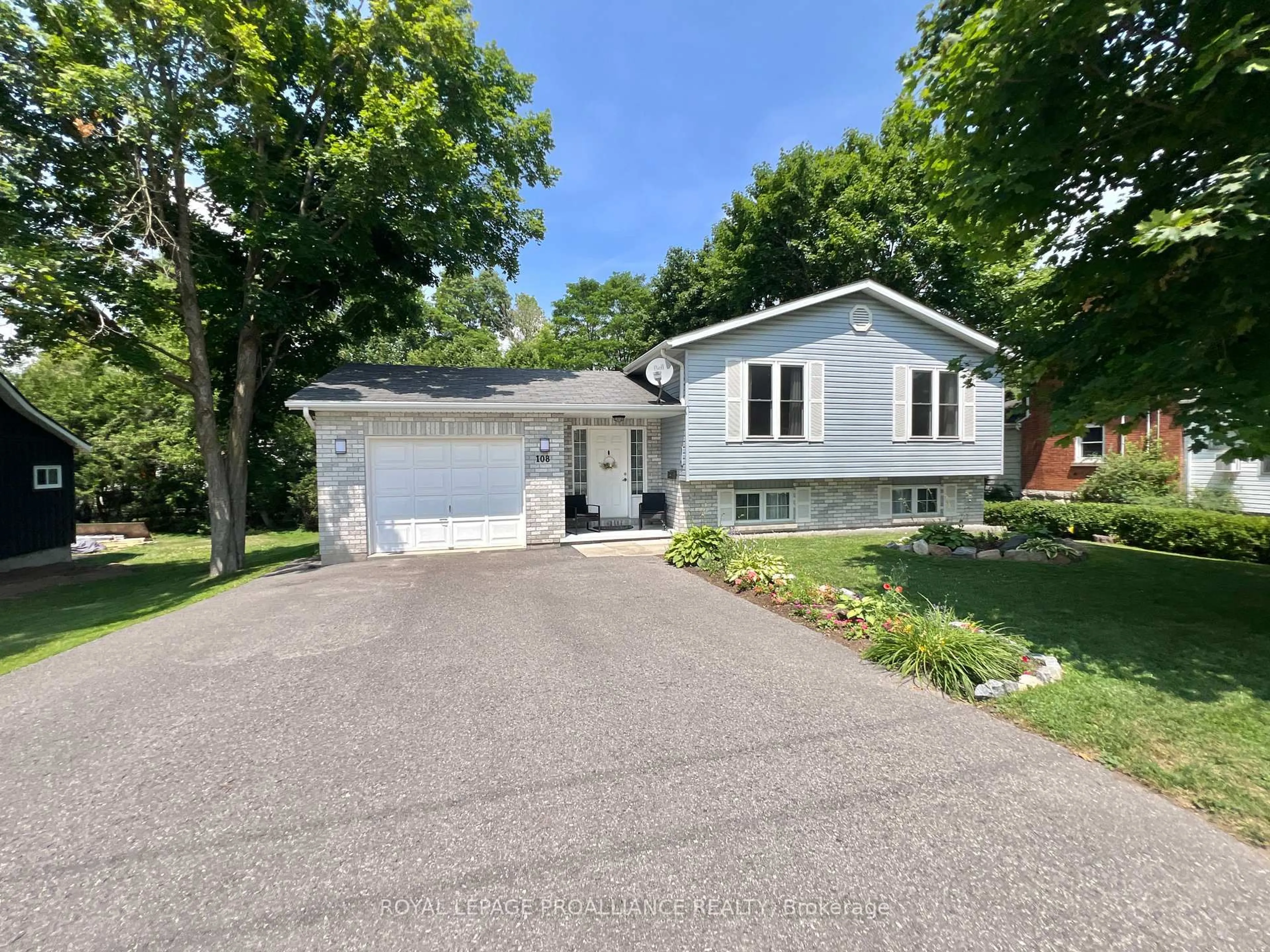 Unknown for 108 Elgin St, Madoc Ontario K0K 2K0