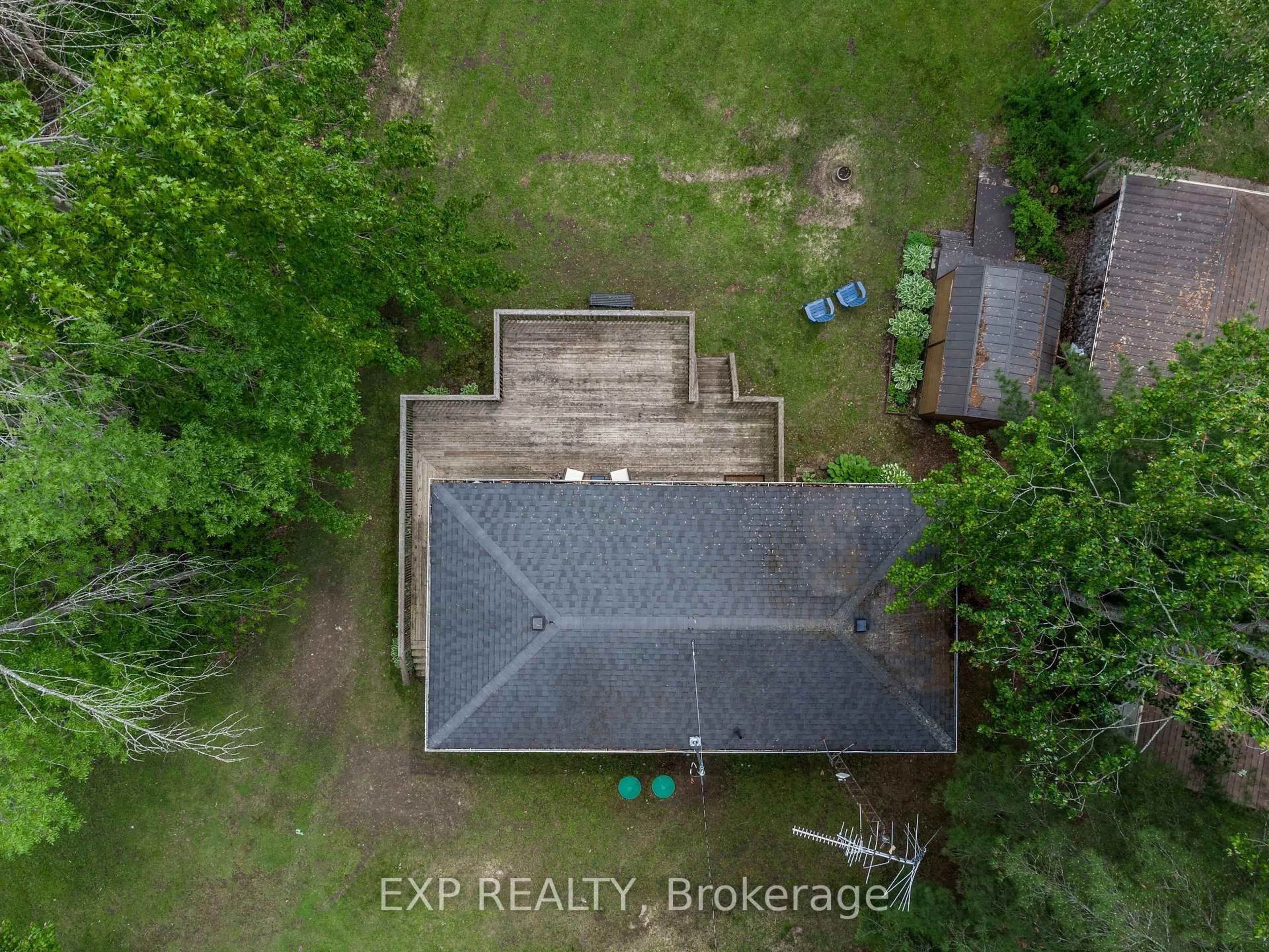 A pic from outside/outdoor area/front of a property/back of a property/a pic from drone, unknown for 28 Park Lane, Kawartha Lakes Ontario L0L 1K0