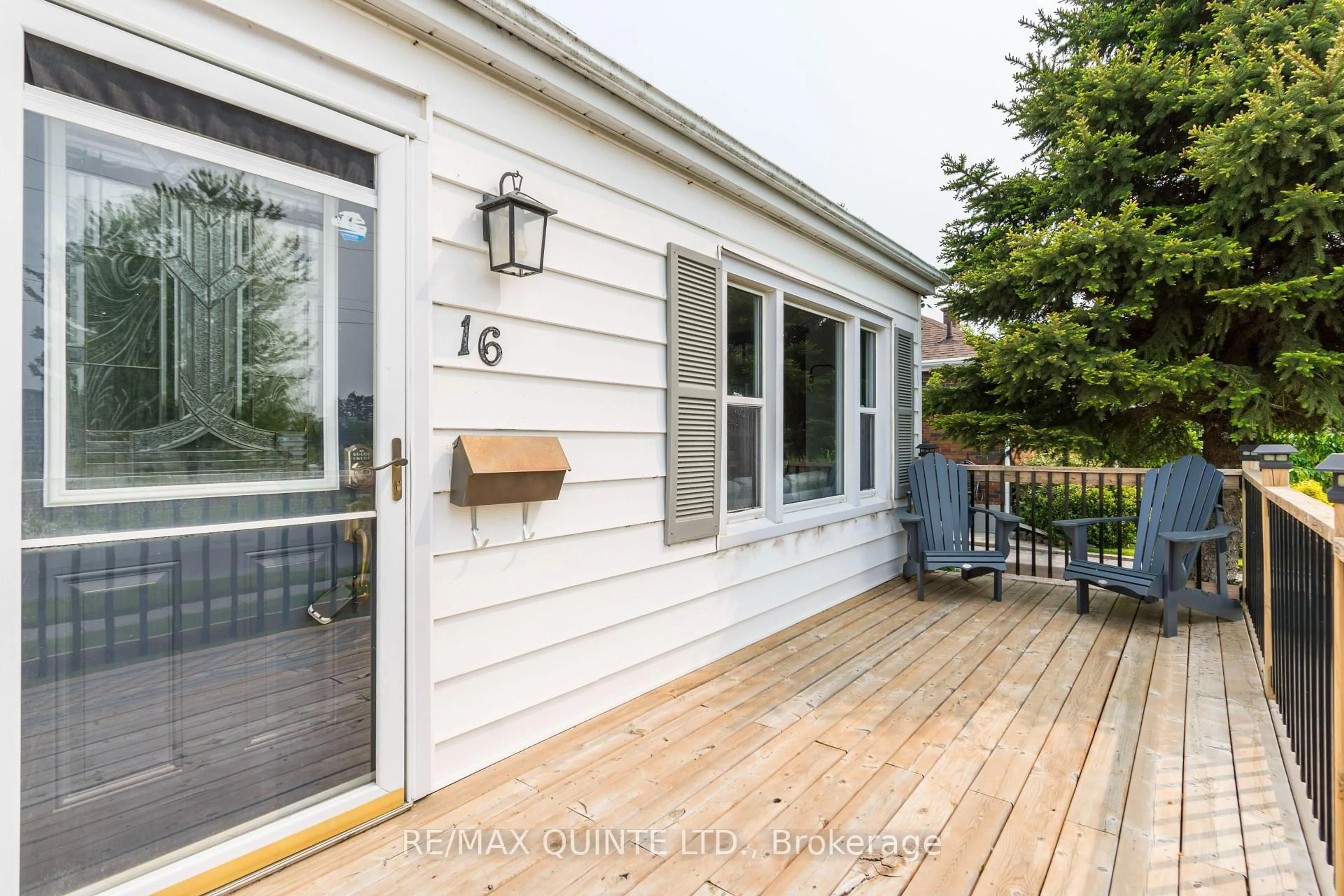 Unknown for 16 Macdonald Gdns, Belleville Ontario K8N 1H5