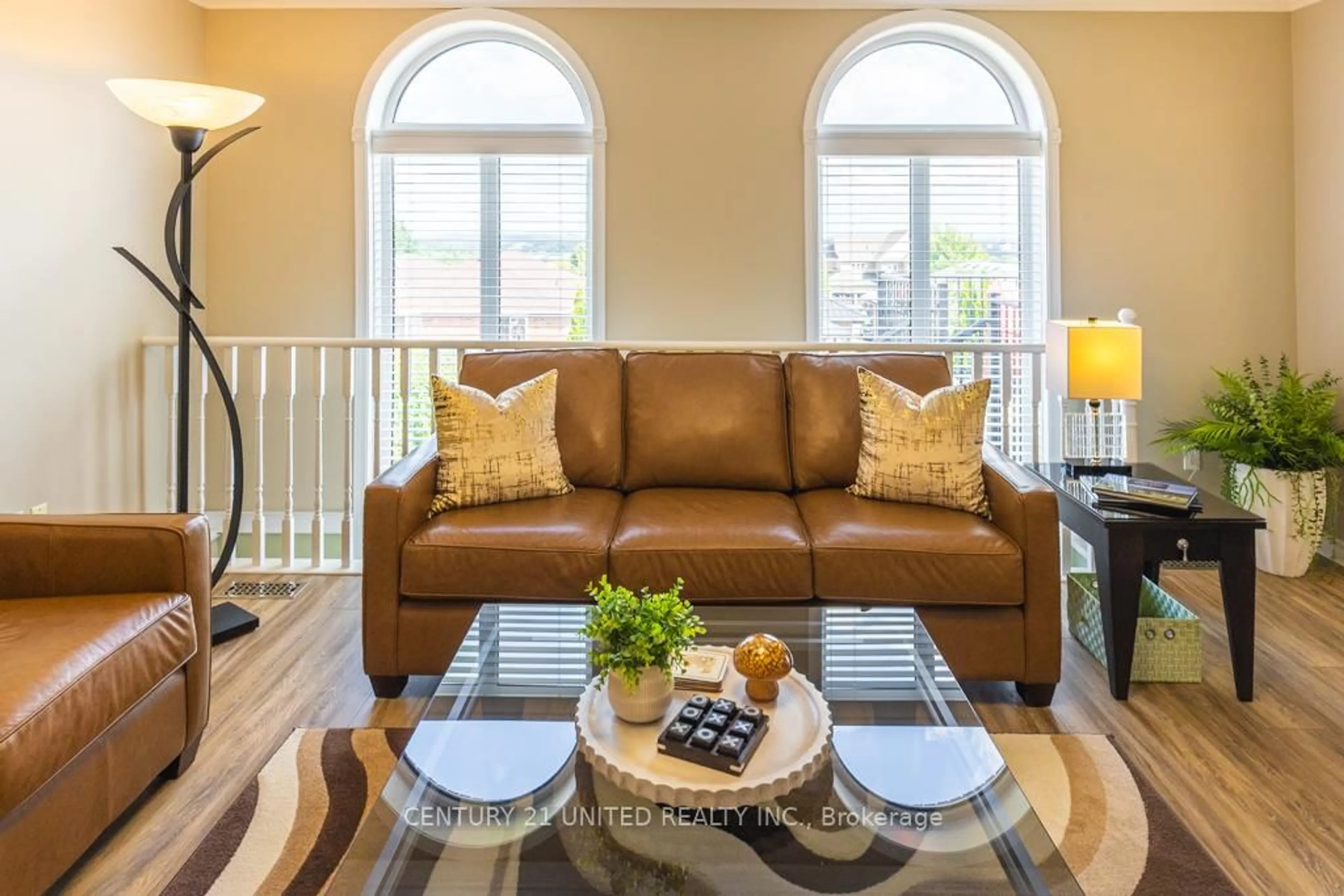 Living room with furniture, unknown for 1019 Baker St, Peterborough North Ontario K9H 7P7