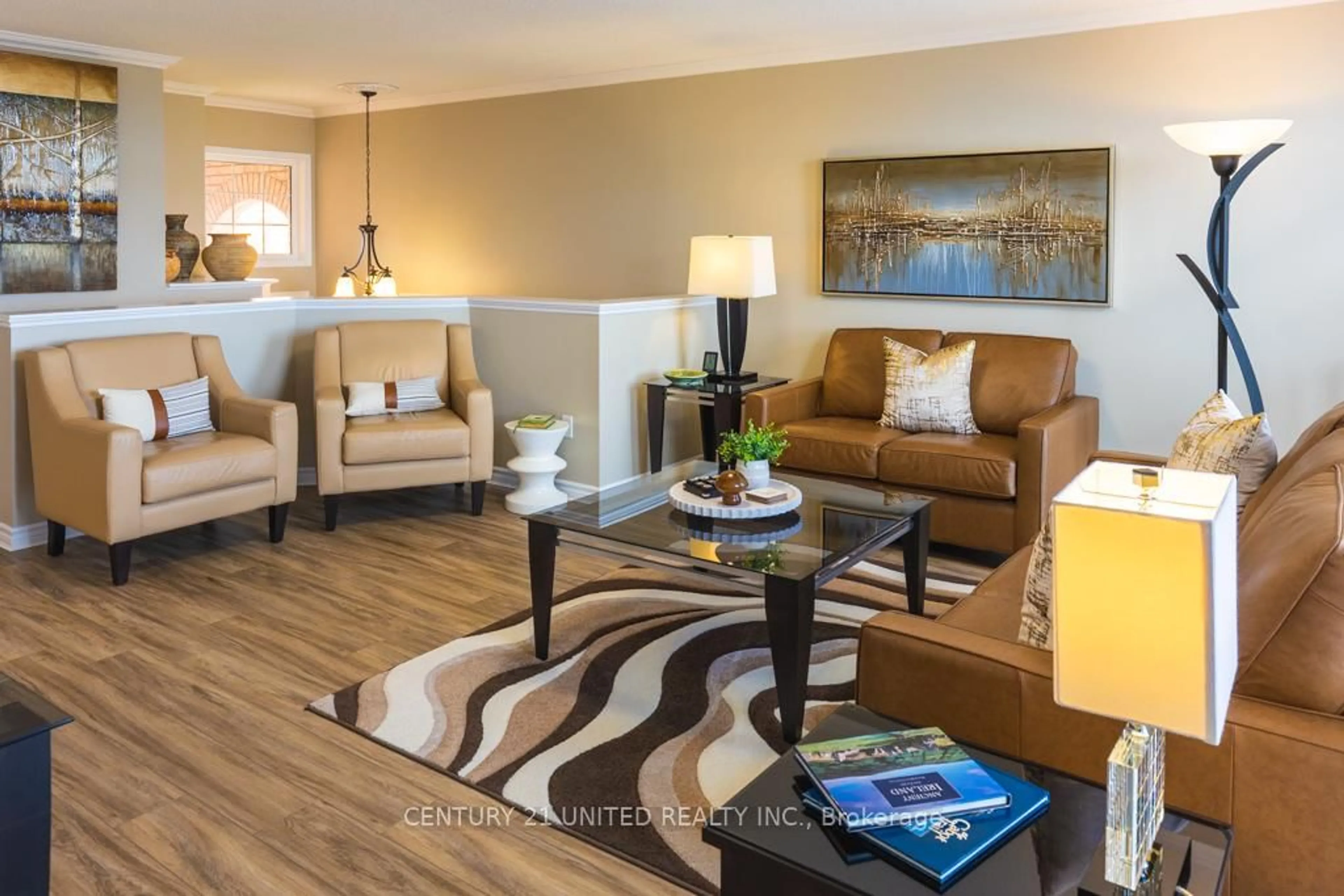 Living room with furniture, unknown for 1019 Baker St, Peterborough North Ontario K9H 7P7