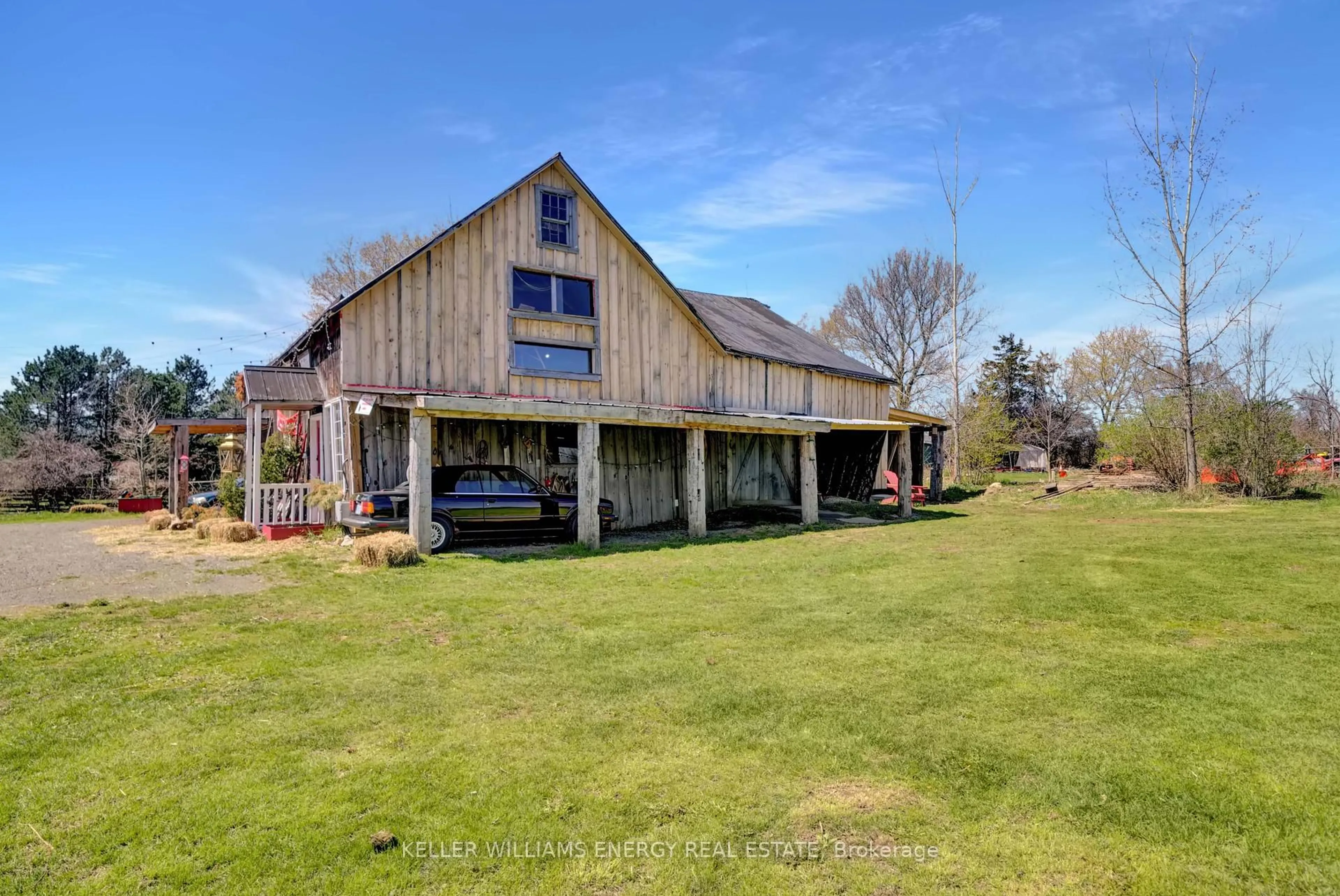 A pic from outside/outdoor area/front of a property/back of a property/a pic from drone, building for 7685 County 2 Rd, Napanee Ontario K7R 3K6