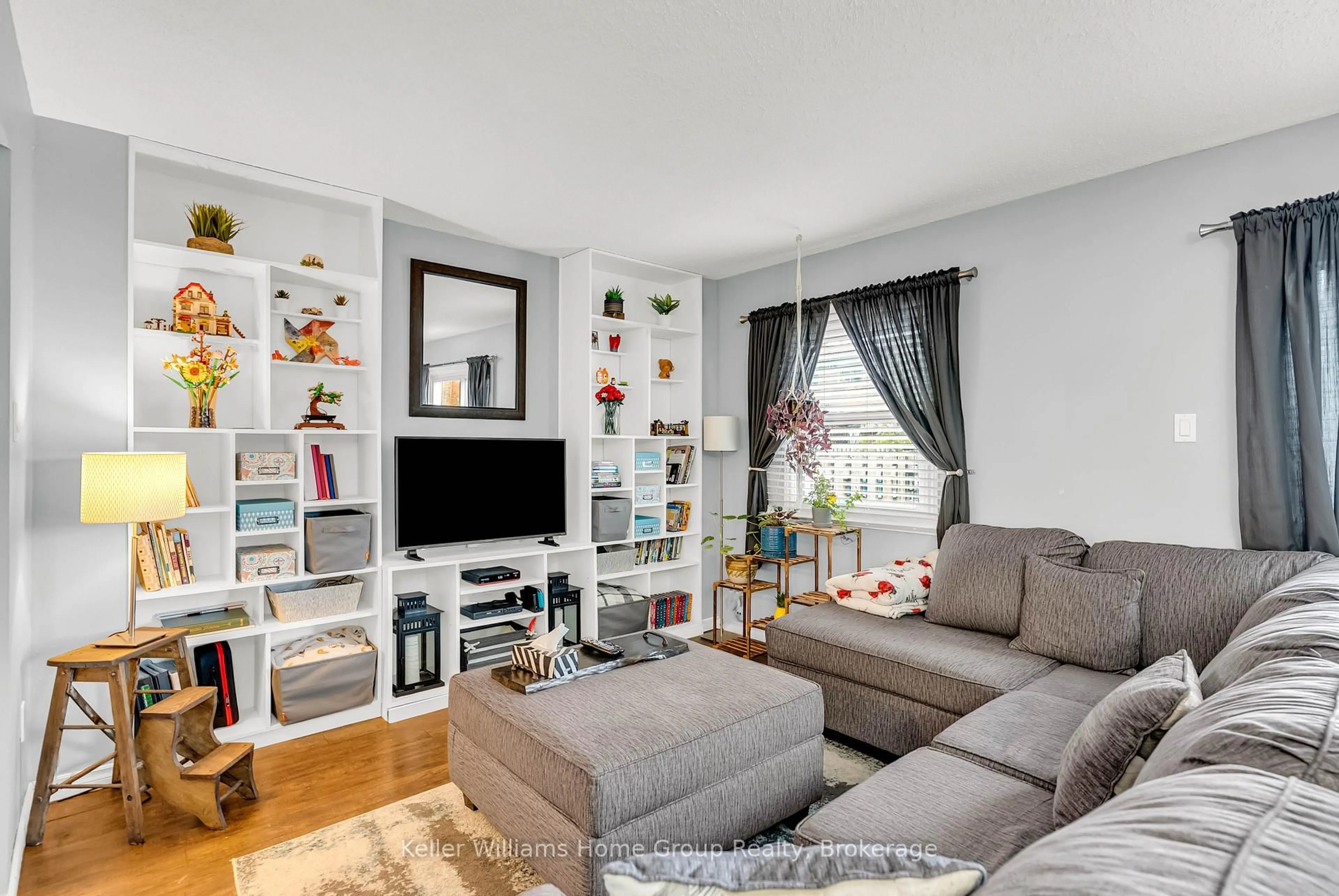 Living room with furniture, unknown for 431 Victoria Rd. North Rd, Guelph Ontario N1H 5J9