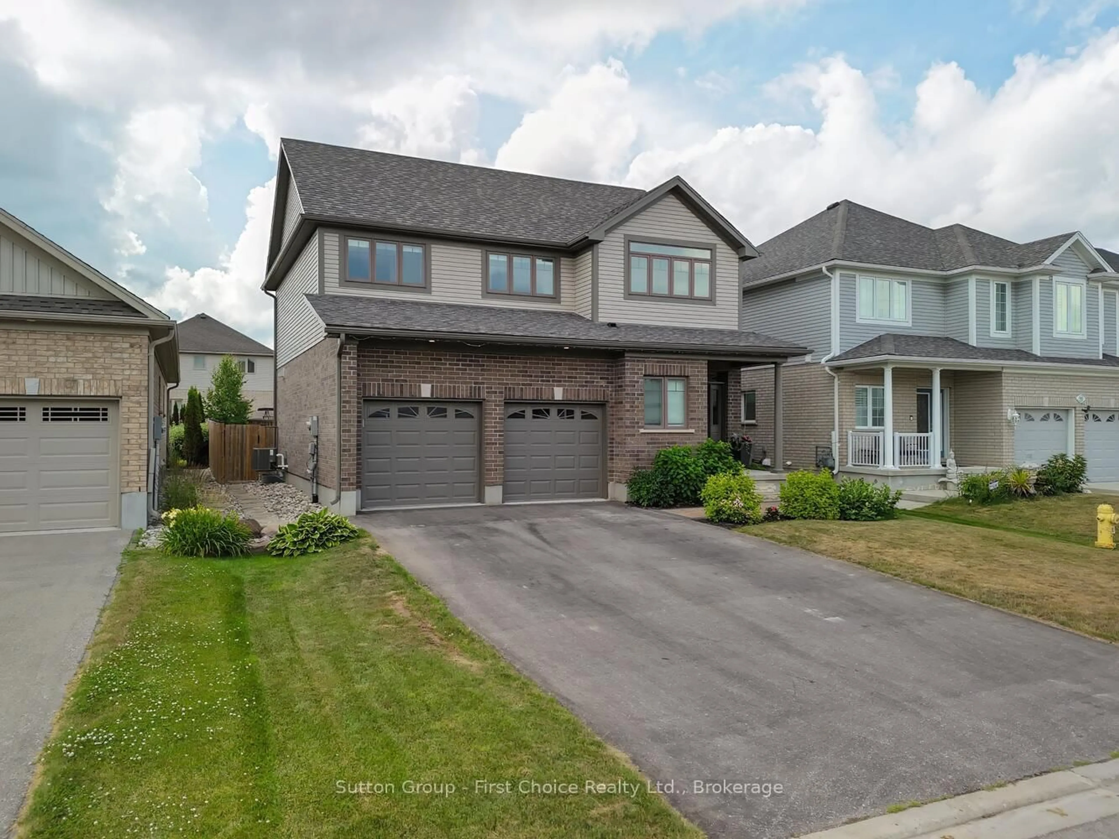Home with brick exterior material, street for 116 Thomas St, Stratford Ontario N5A 0E8